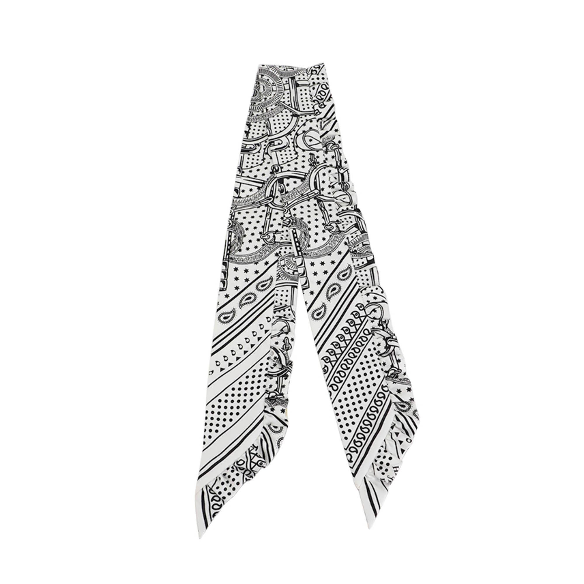 Hermes Twilly Eperon d'Or Bandana Blanc and Noir In New Condition For Sale In Miami, FL
