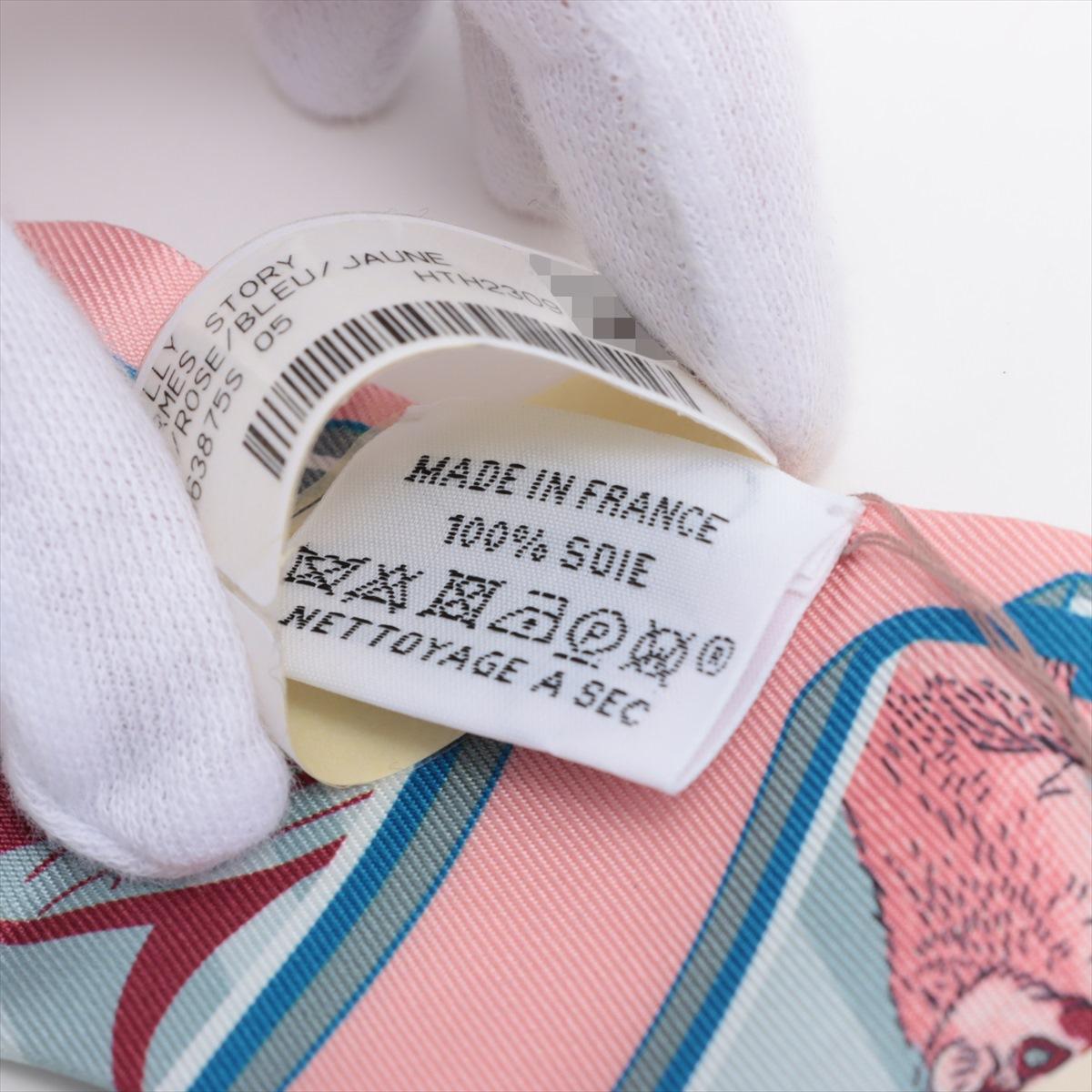 Hermès Twilly Hermes Story Silk Pink In Good Condition For Sale In Humacao, PR