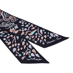 Hermes Twilly Isola di Primavera Noir / Vert / Rose Silk Scarf
