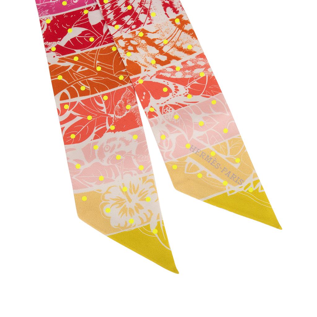 Hermes Twilly Jungle Love Rainbow Plumetis Vert / Rose / Jaune set of 2 1