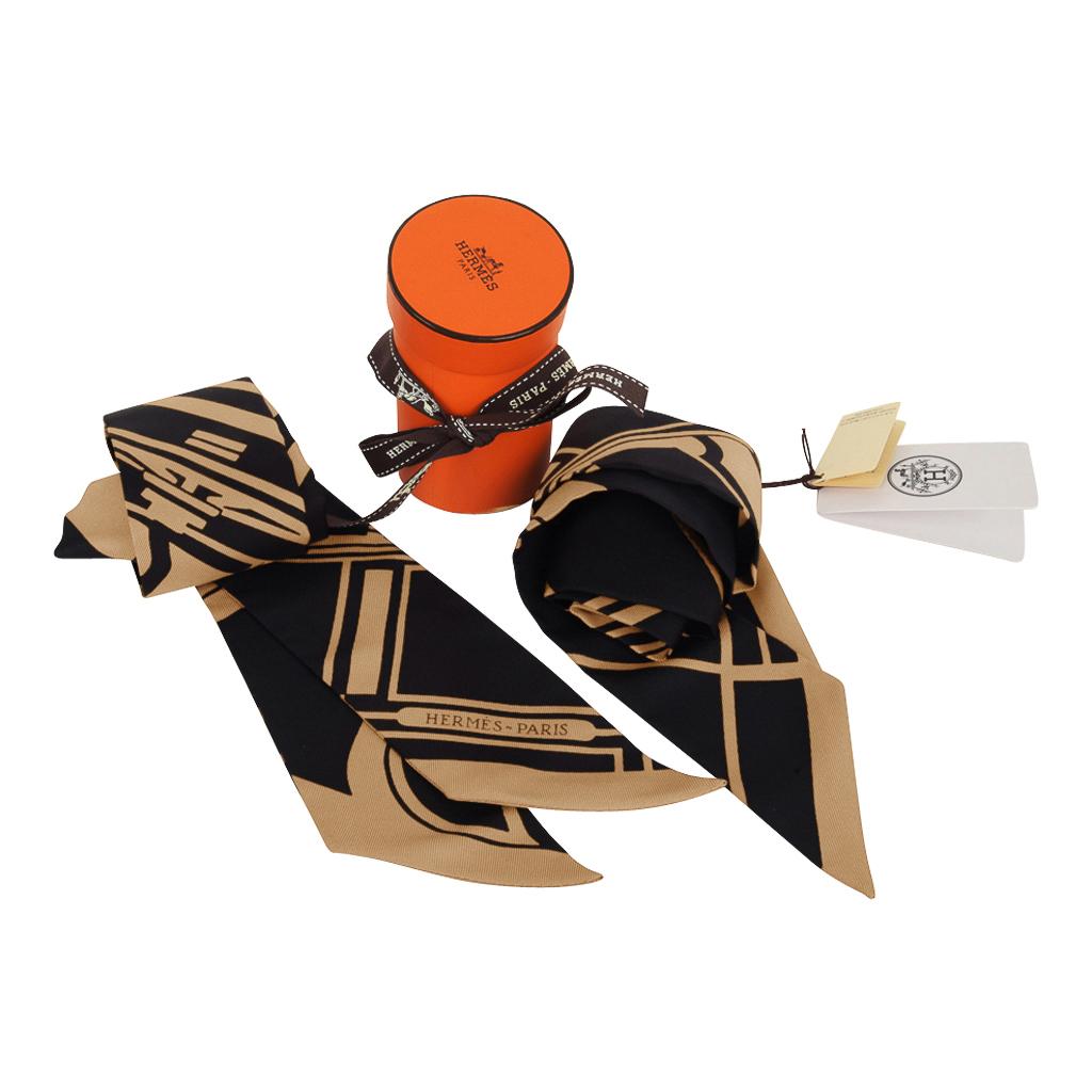 Hermes Twilly Les Coupes Tattoo Silk Scarf Camel / Noir Set of 2 In New Condition In Miami, FL
