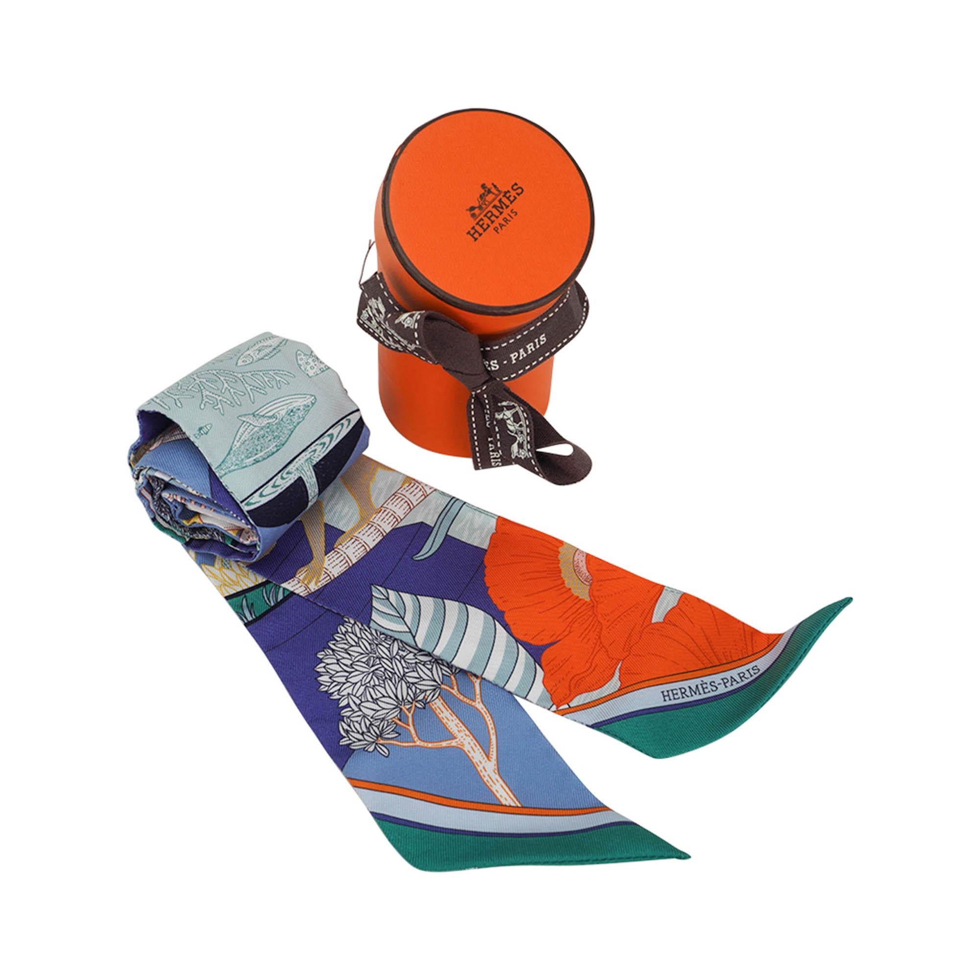 Hermes Twilly Precious Paradise Blue Jean Orange und Vert im Zustand „Neu“ im Angebot in Miami, FL
