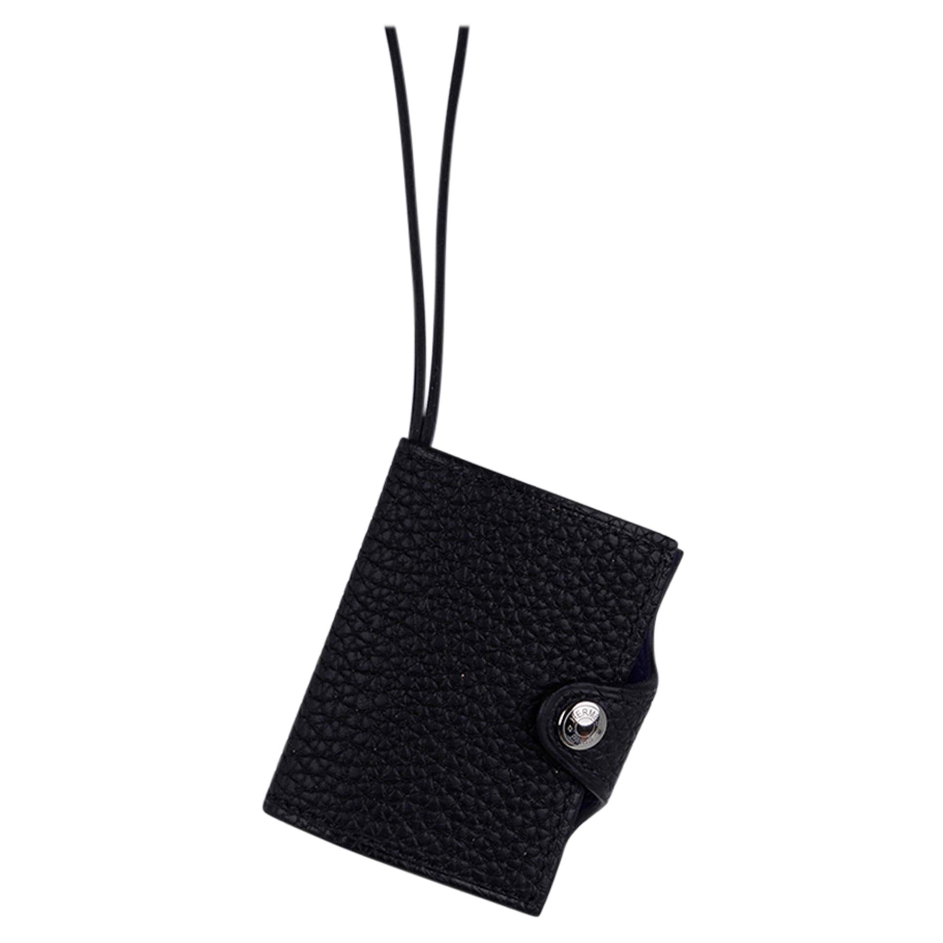 Hermes Ulysse Nano Bag Charm Negro con Zafiro Azul Paladio en venta