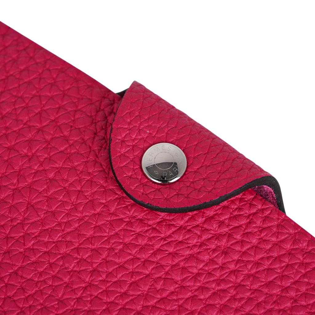 Mightychic offers a guaranteed authentic Hermes Ulysse PM model notebook cover featured in vibrant Rose Mexico togo leather.
Palladium Clou de Selle snap.
Comes with a new notebook lined refill.
Marvelous gift idea!
Each item comes with the