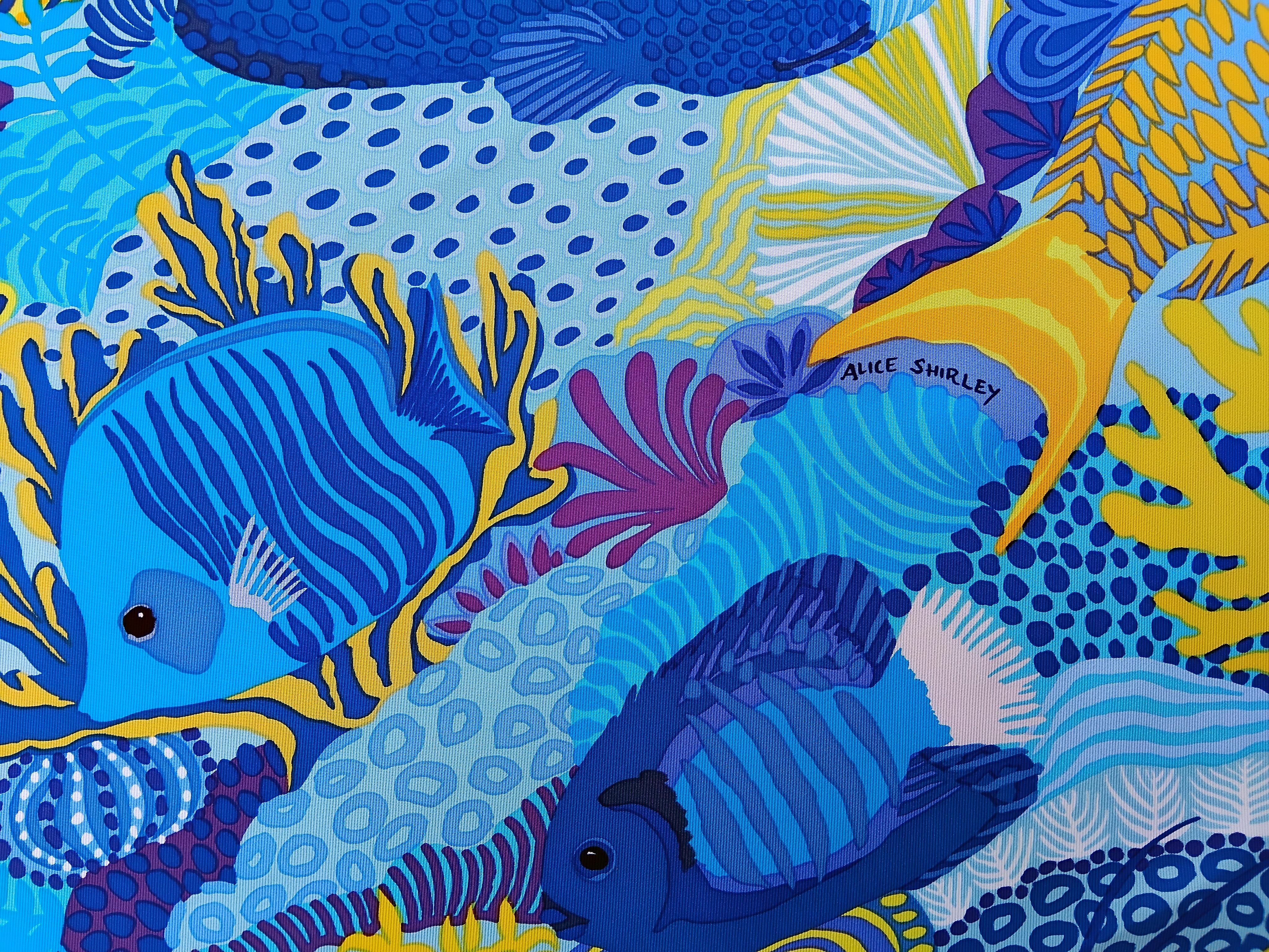 Hermès Under The Waves Seidenschal Türkis Blau Gelbe Alice Shirley 90 cm 2