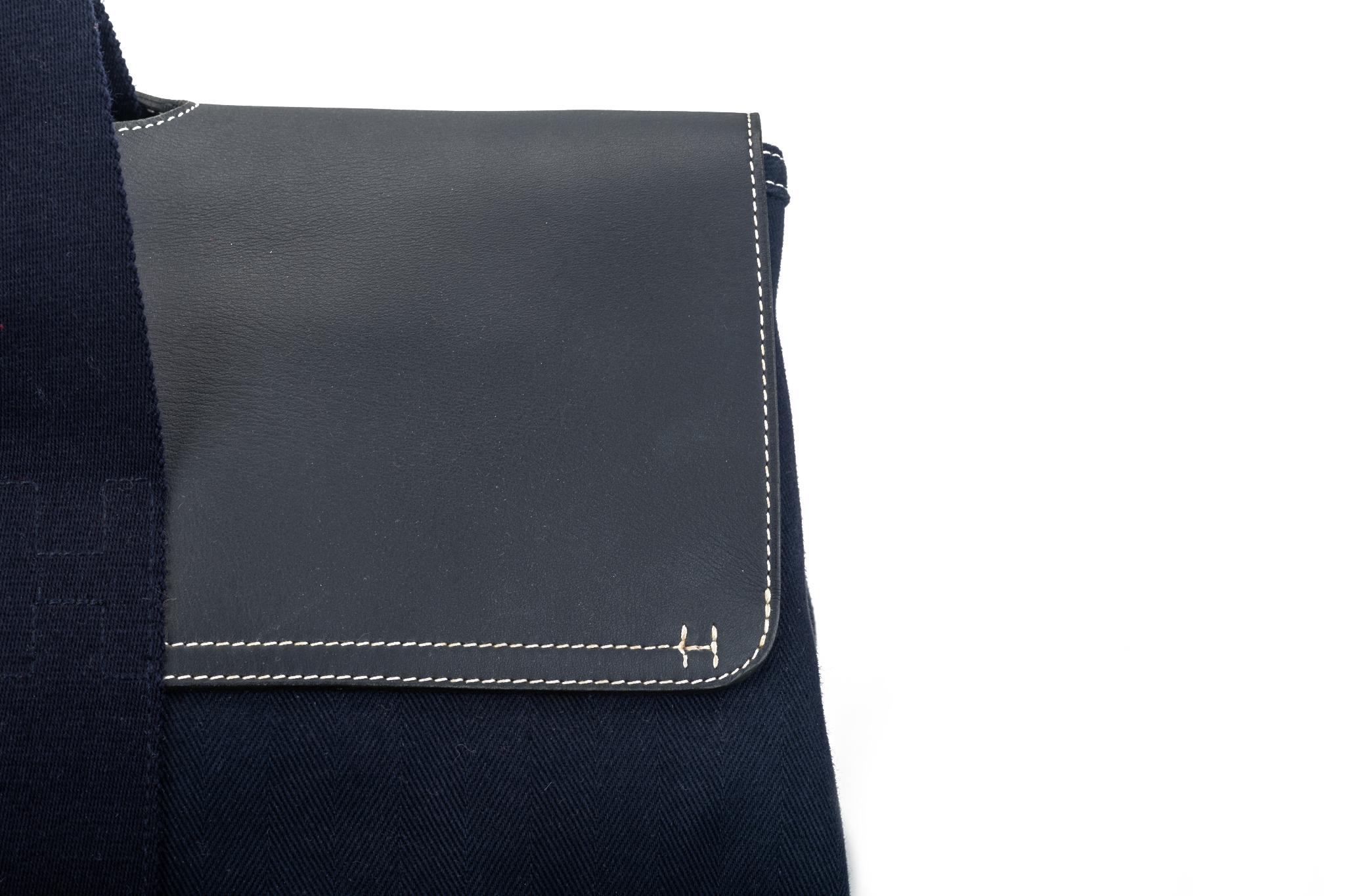 Black Hermes Unisex Weekender Blue Bag XLG