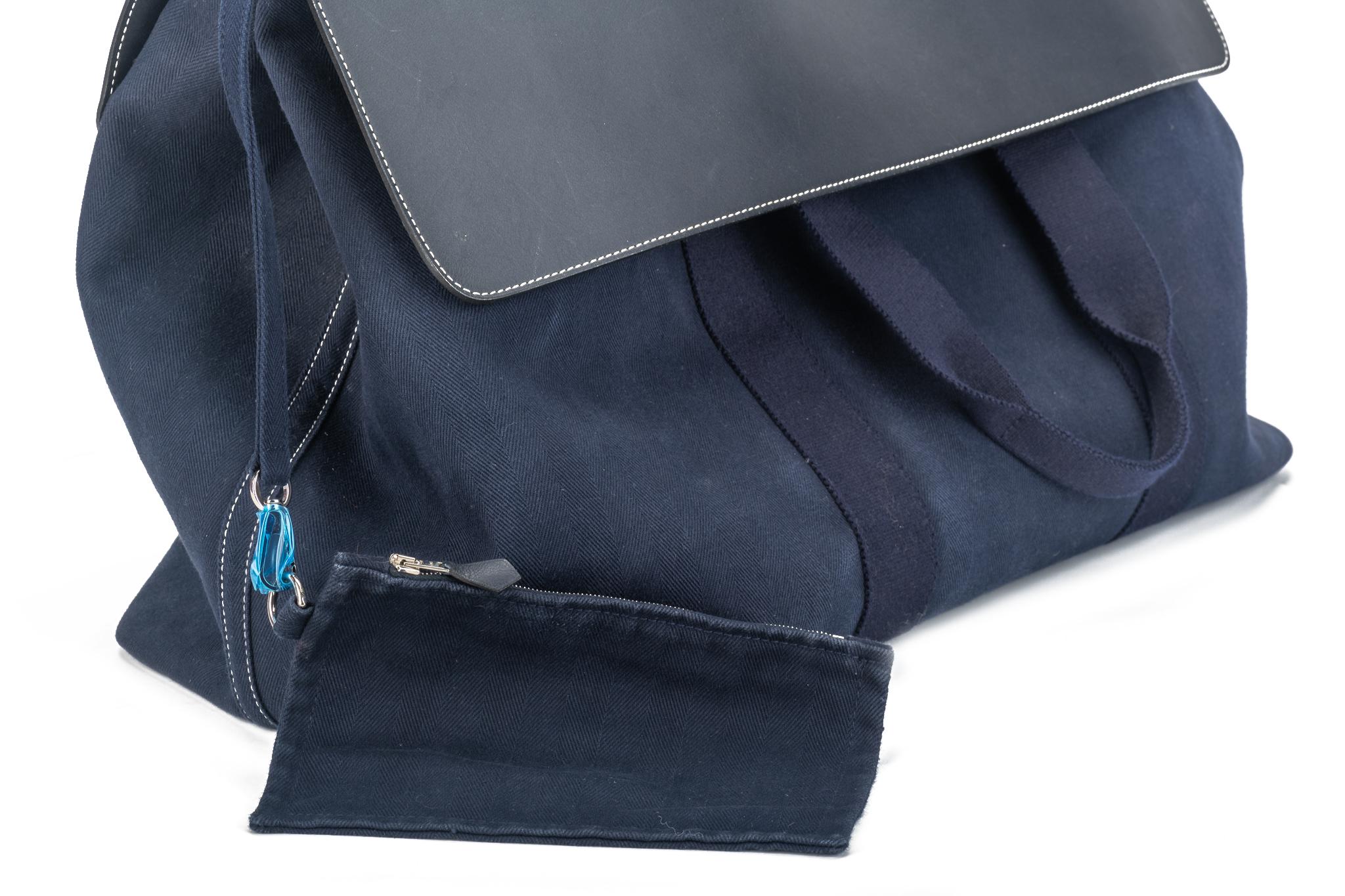 Hermes Unisex Weekender Blue Bag XLG 3