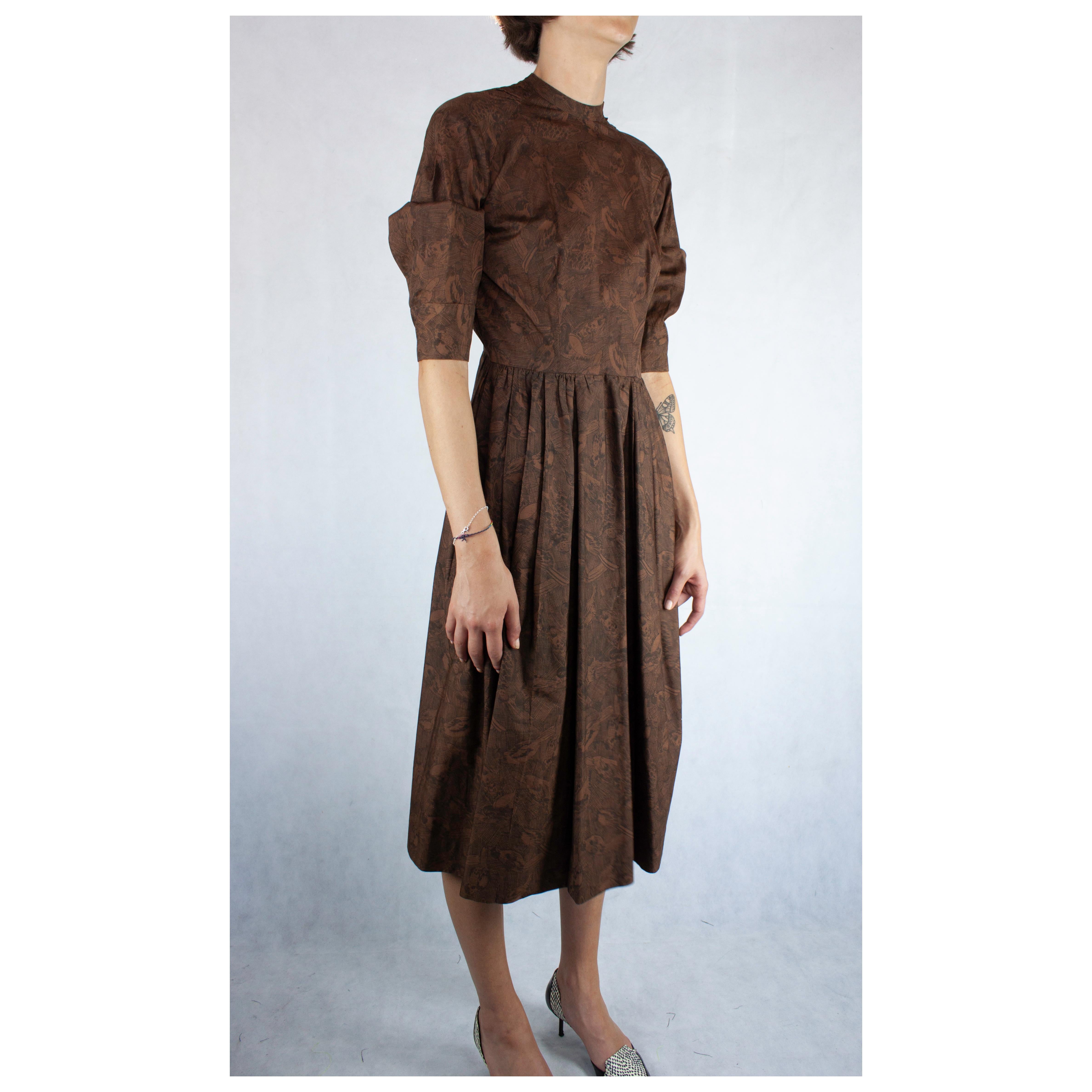Brown Hermès unusual toile de jouy cotton dress. circa 1960s For Sale