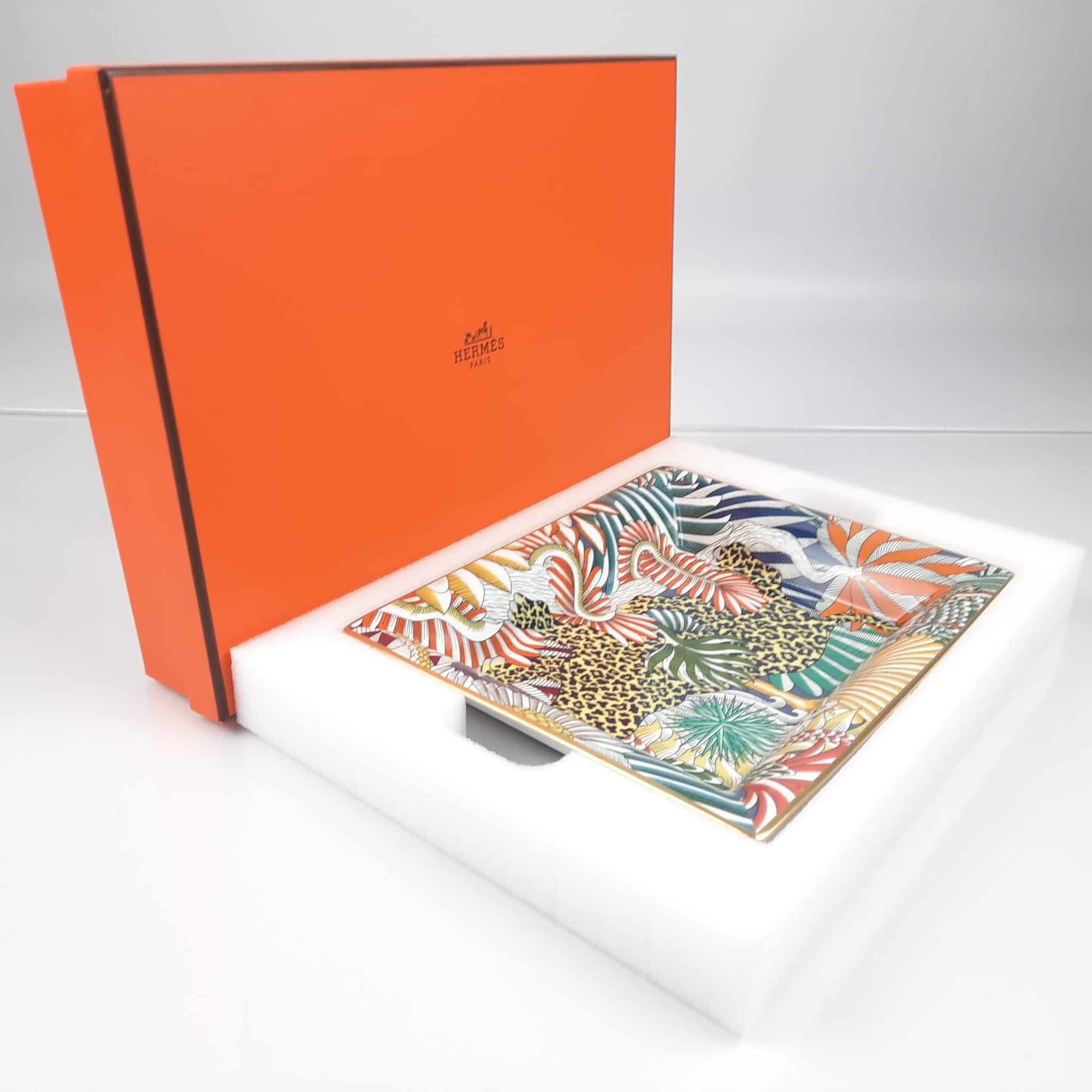 Hermes Végétal Animaux Camoufles change tray 1