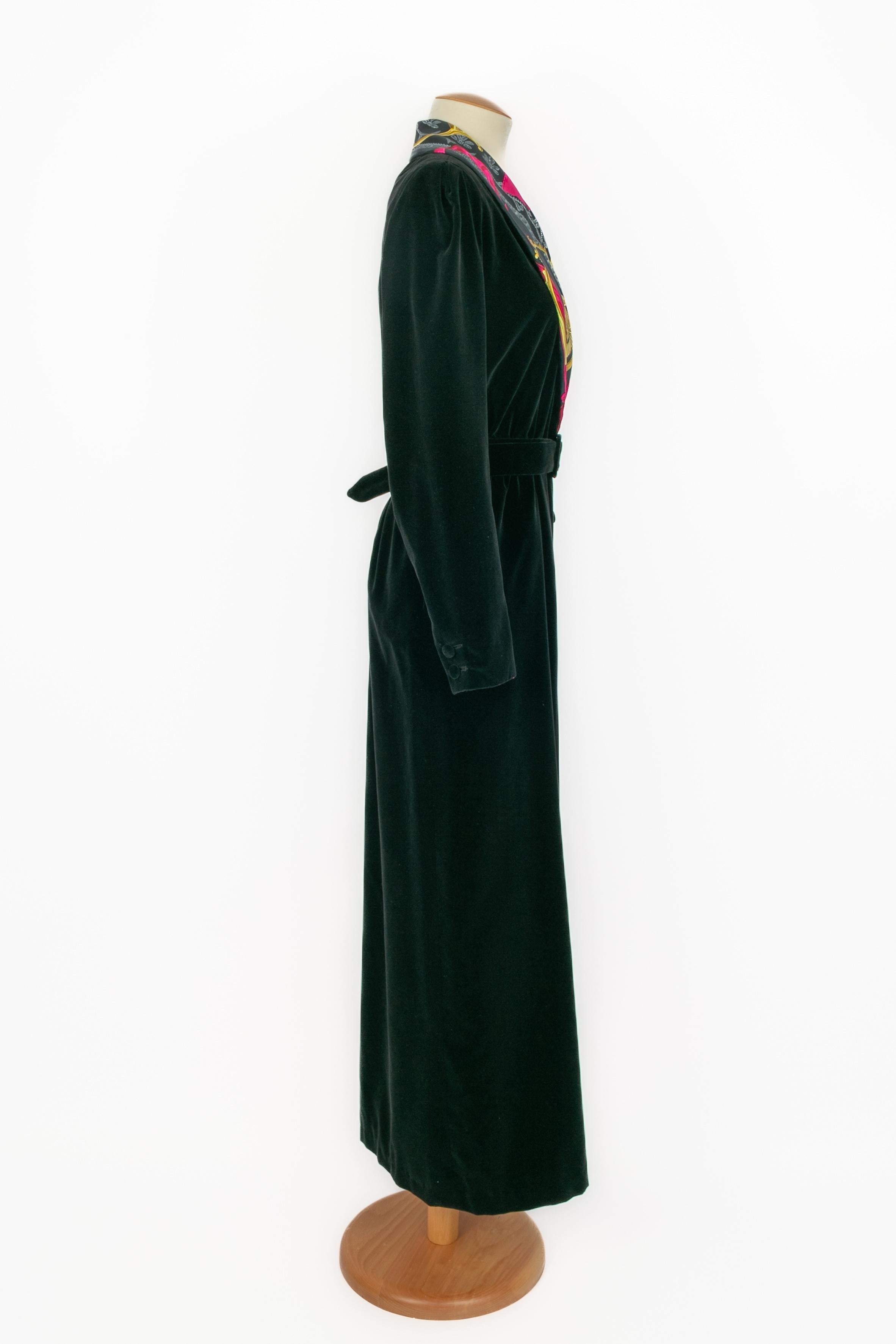 Donna Cappotto in velluto di Hermes in vendita