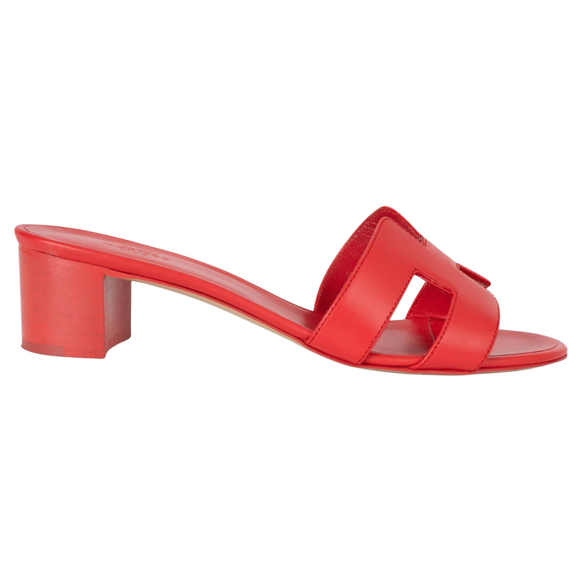 How do Hermès slides run?