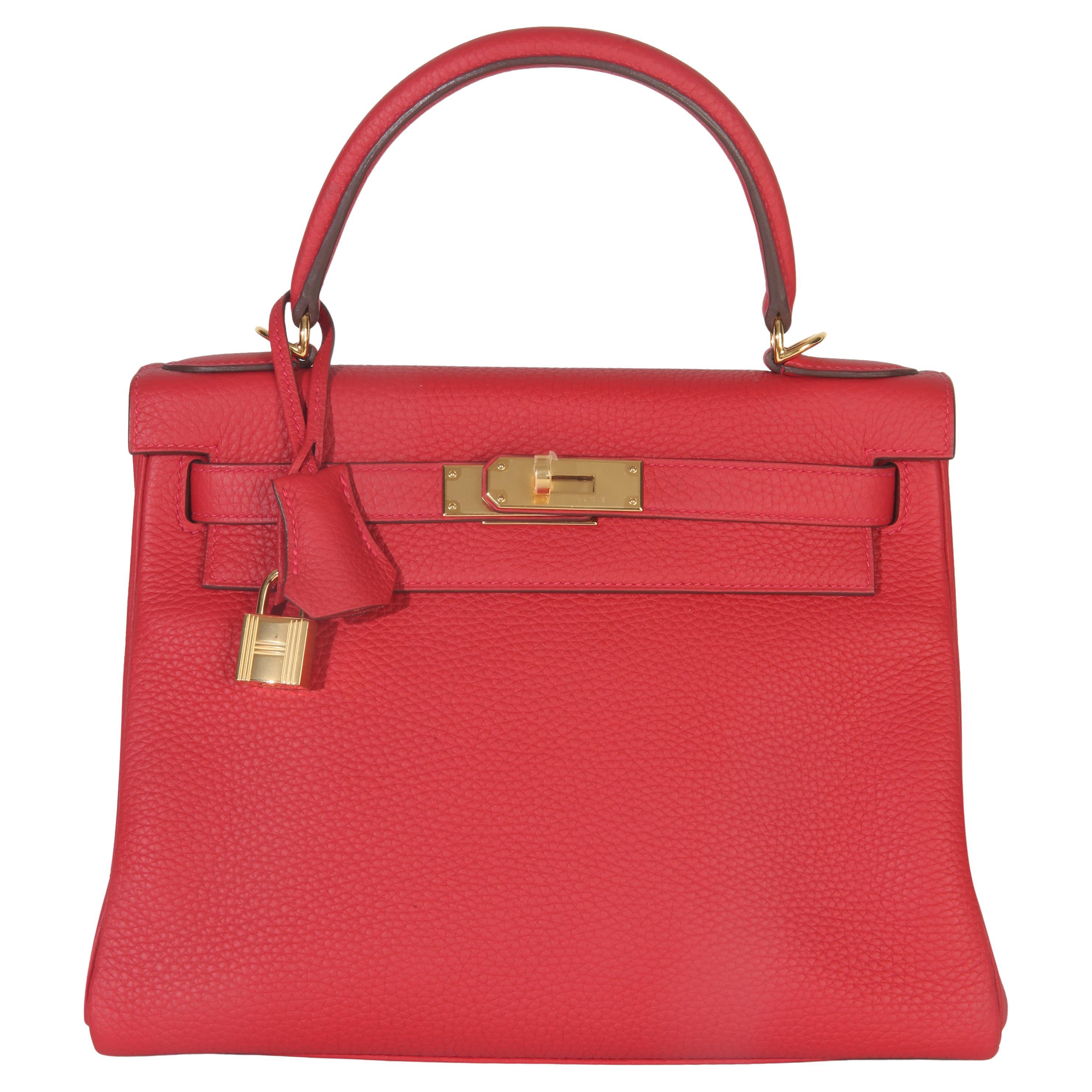 Hermès Vermillion Togo Retourne Kelly 28 GHW in vendita