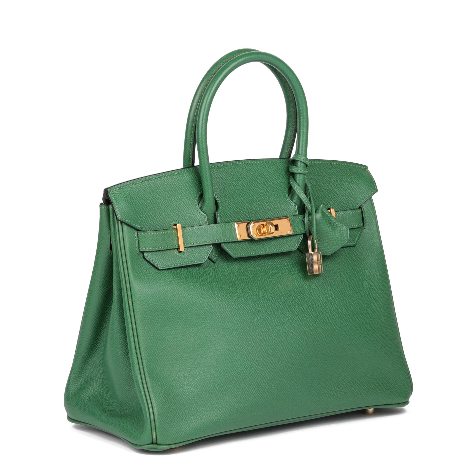 HERMÈS
Vert Bengale Courchevel Leather Vintage Birkin 30cm

Xupes Reference: CB893
Serial Number: [F]
Age (Circa): 2002
Accompanied By: Hermès Dust Bag, Padlock, Keys, Clochette, Raincover 
Authenticity Details: Date Stamp (Made in France)
Gender: