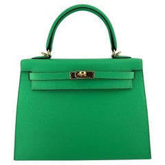 Hermès Vert Comics Kelly 25 Sellier Epsom Gold Hardware