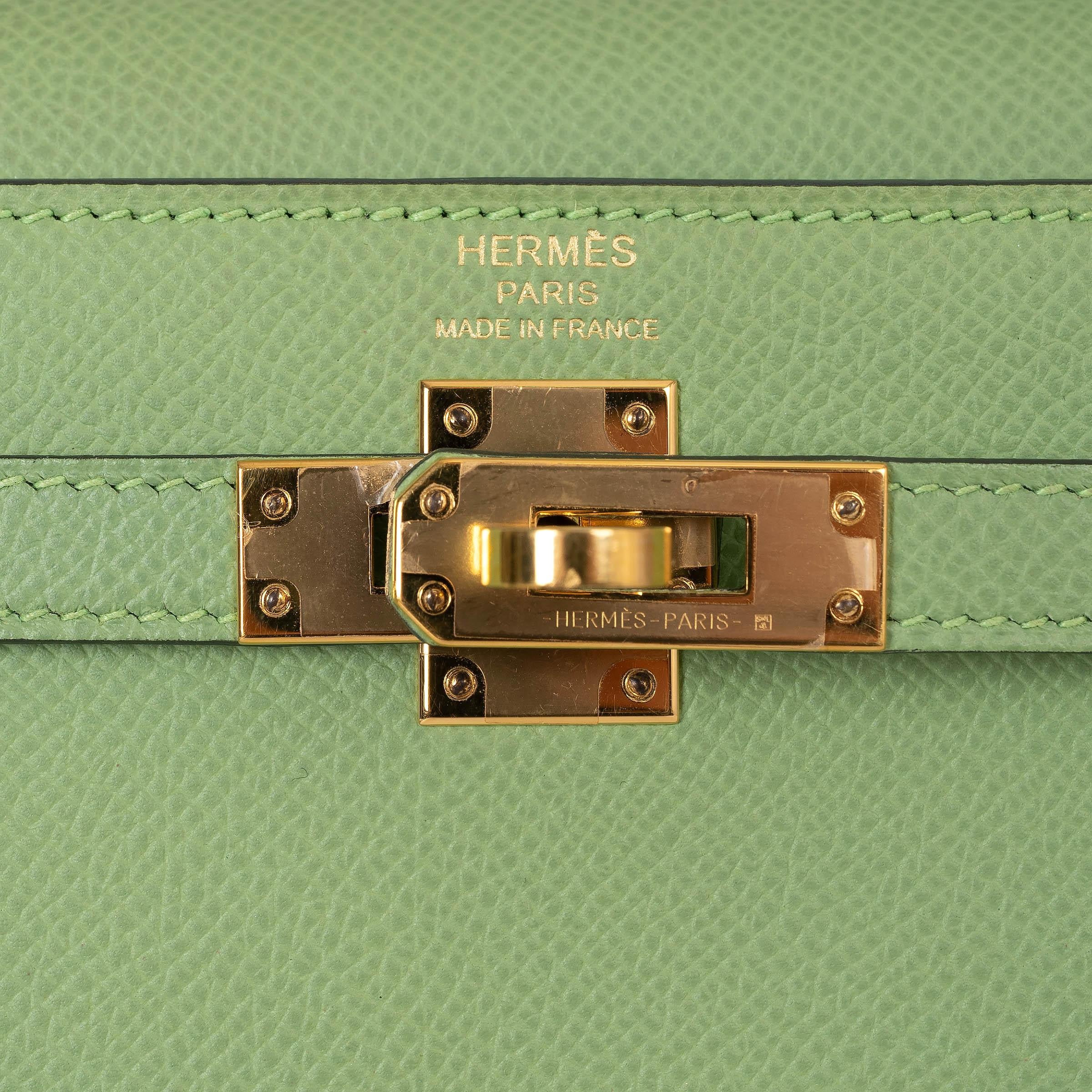HERMES Vert Criquet Epsom leather KELLY 25 SELLIER Bag Ghw For Sale 1