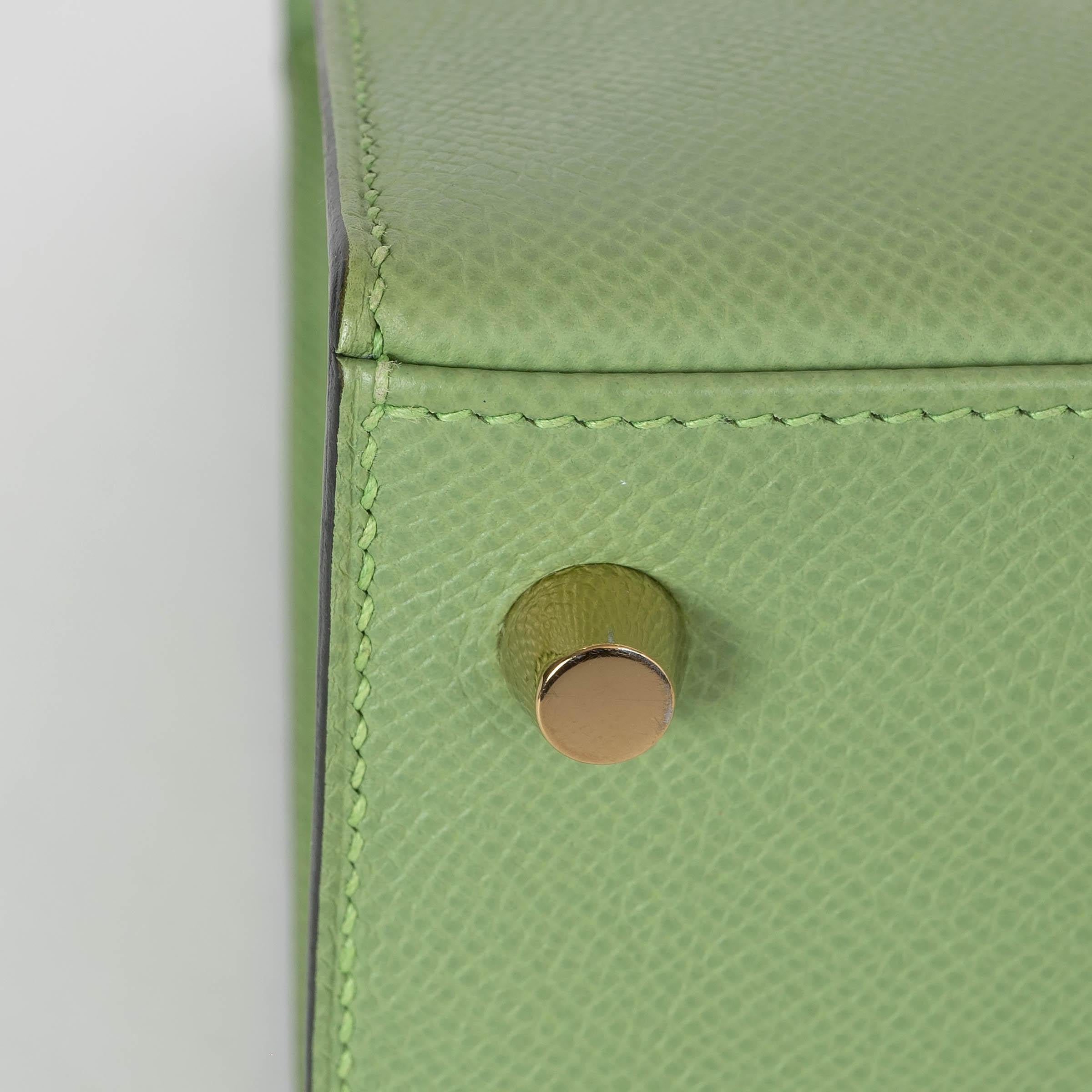 HERMES Vert Criquet Epsom leather KELLY 25 SELLIER Bag Ghw For Sale 4