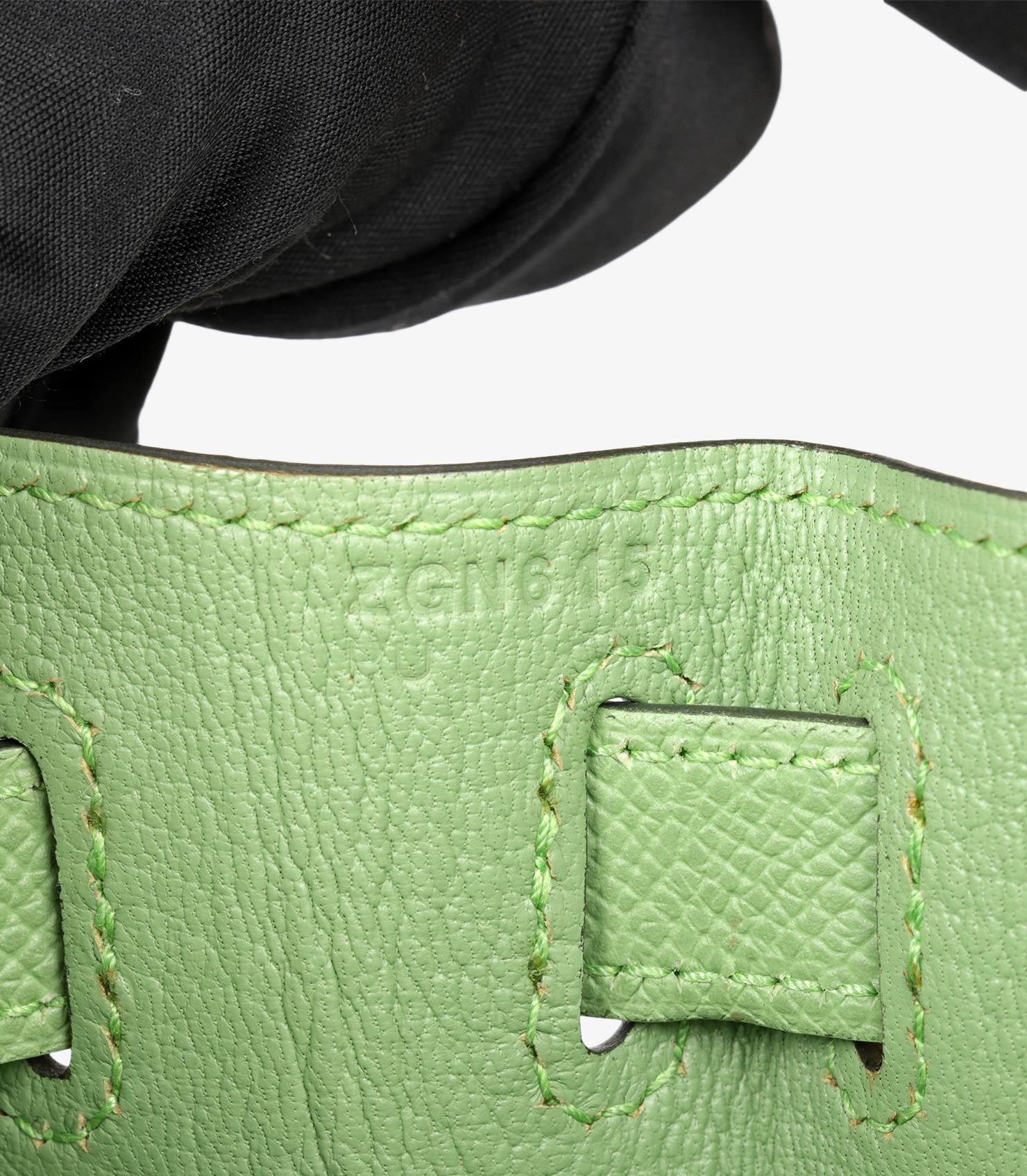 Hermès Vert Criquet Epsom Leather Kelly 28cm Sellier in vendita 5