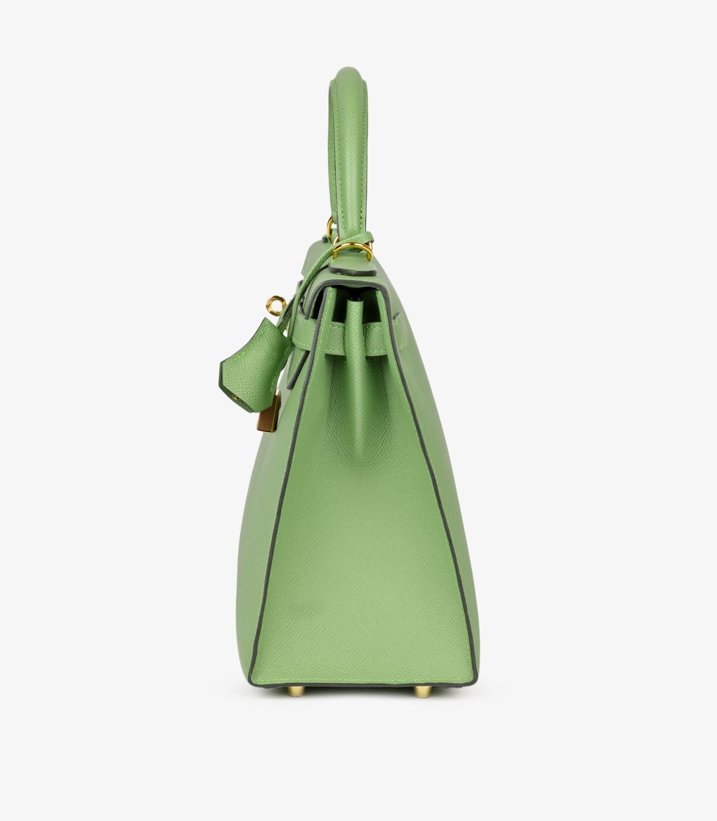 Hermès Vert Criquet Epsom Leather Kelly 28cm Sellier For Sale 2