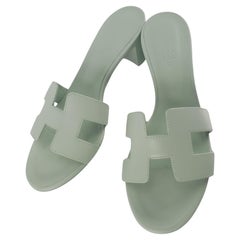 Used Hermes Vert D'eau Calfskin Size 39 Oasis sandal