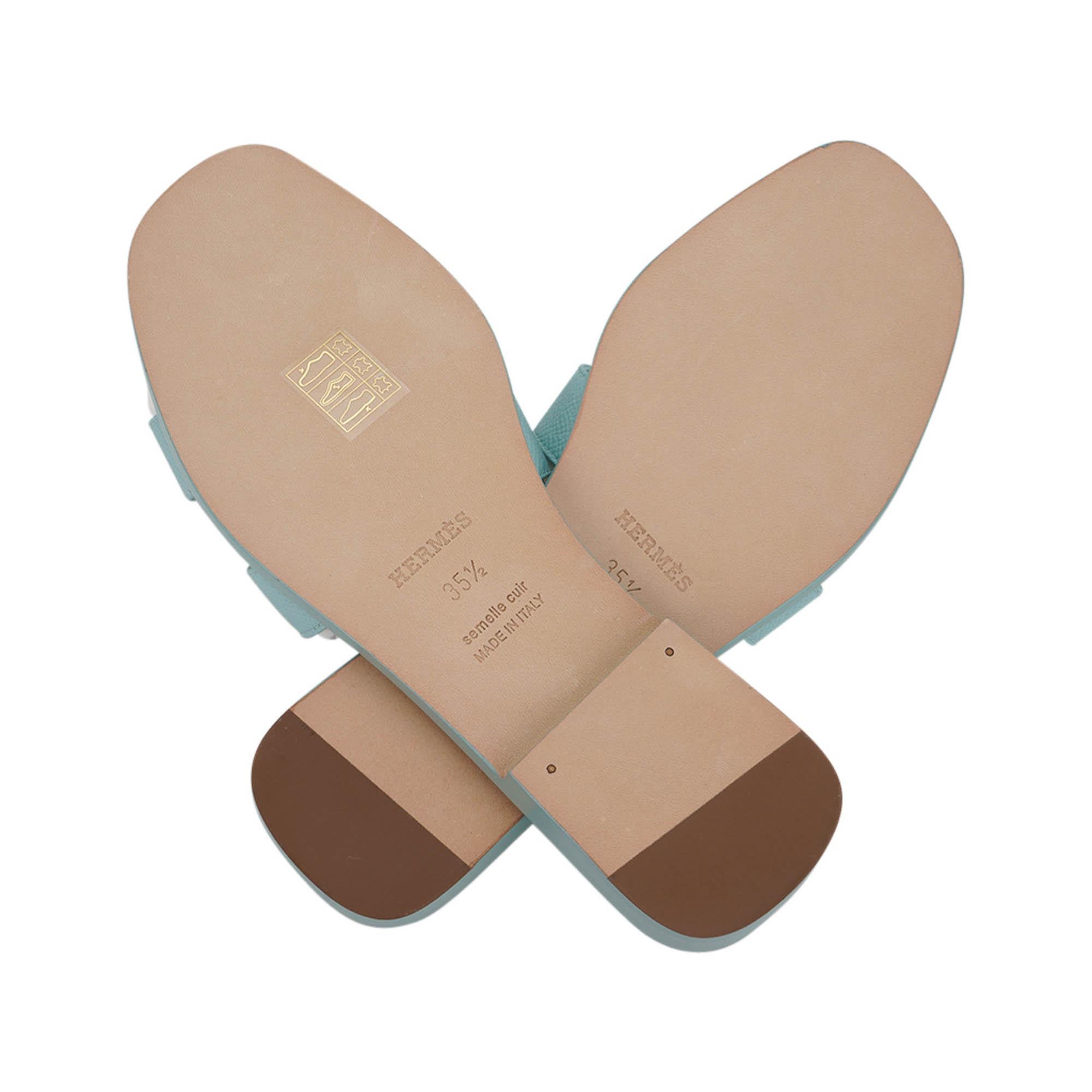 Hermes Vert Embrun Oran Sandal Epsom Leather Flat Shoes 35.5 For Sale 1