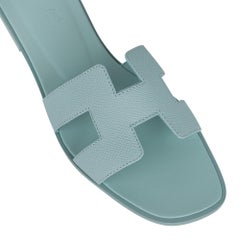 Hermes Vert Embrun Oran Sandal Epsom Leather Flat Shoes 39.5 / 9.5 New w/ Box