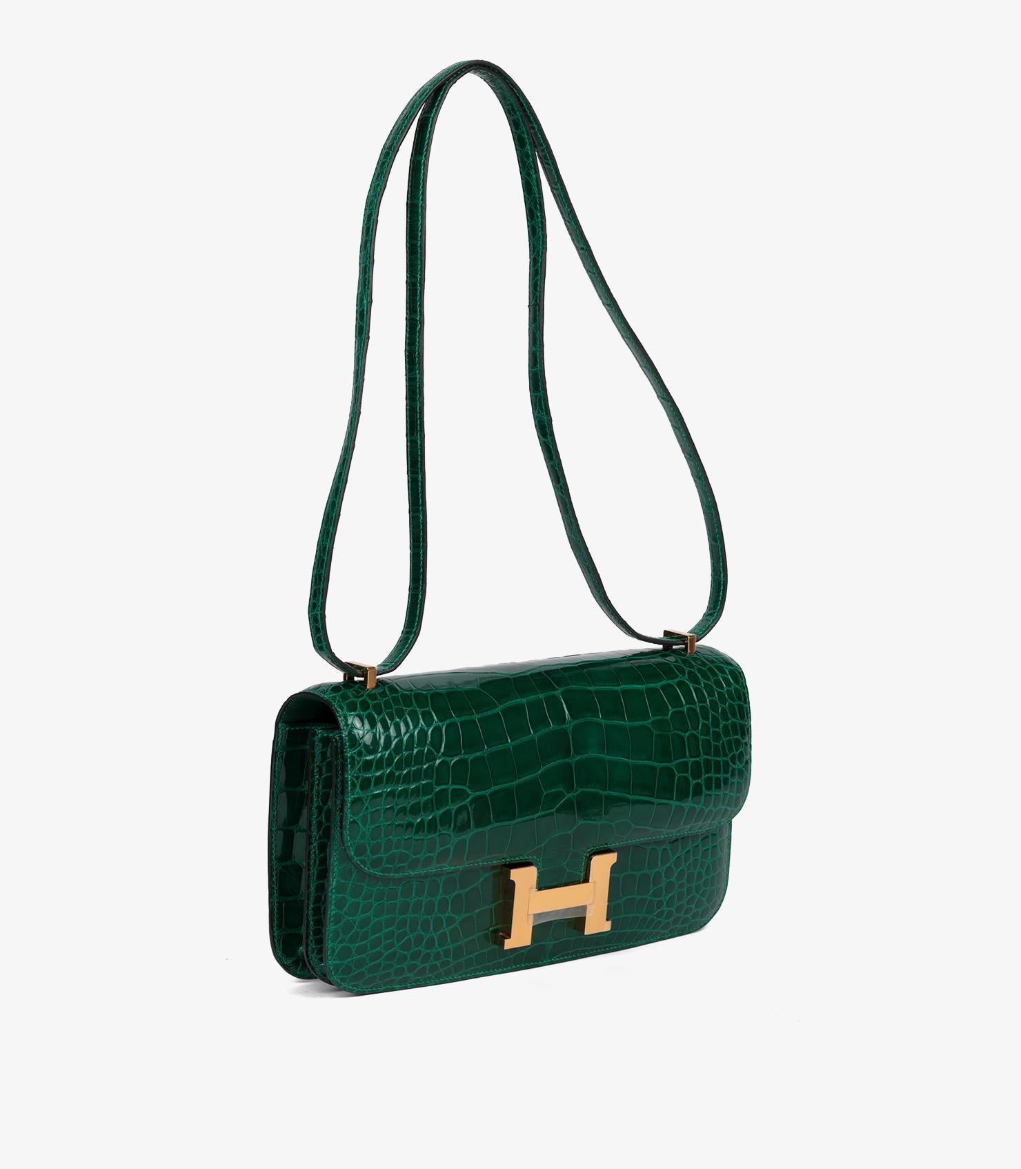 Hermès Vert Emeraude Shiny Mississippiensis Alligator Leather Constance Elan In Excellent Condition In Bishop's Stortford, Hertfordshire