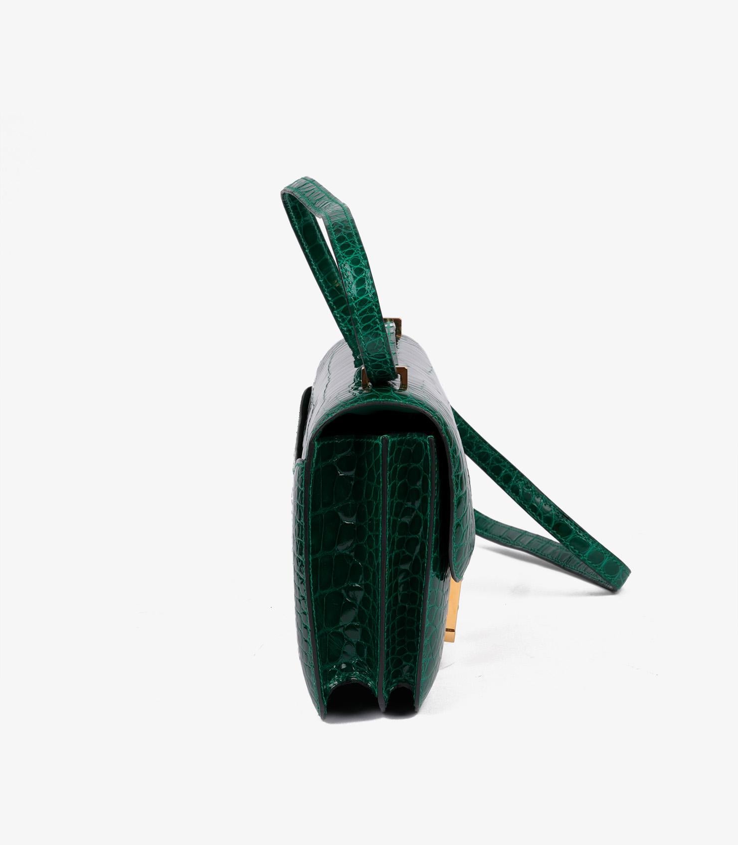 Women's or Men's Hermès Vert Emeraude Shiny Mississippiensis Alligator Leather Constance Elan