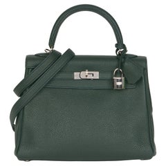 Hermes 35cm Vert Fonce Ardennes Leather Birkin Bag with Gold Hardware Very  Good Condition 14 Width x 10 Height x 7 Depth sold at auction on 8th  December