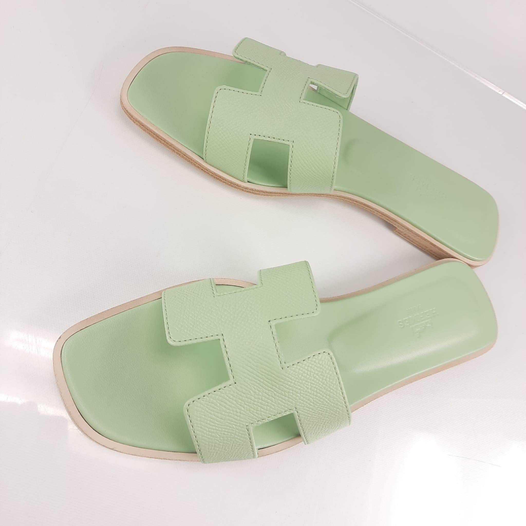 Hermes Vert Jade Oran sandal Size 39 In New Condition In Nicosia, CY