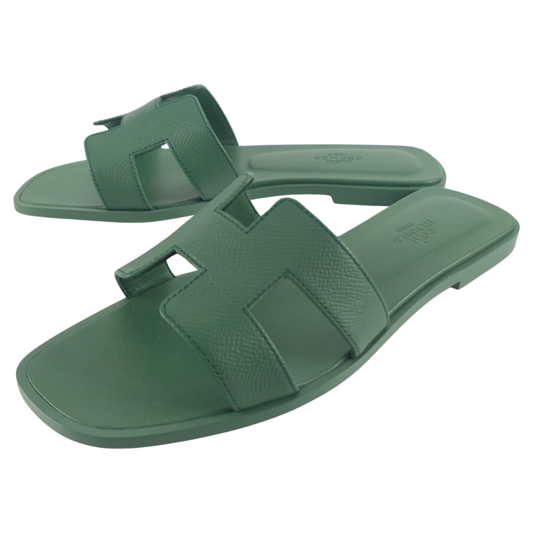 Hermes Vert Lierre Calfskin Size 38 Oran sandal