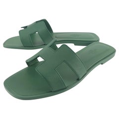 Used Hermes Vert Lierre Calfskin Size 38 Oran sandal