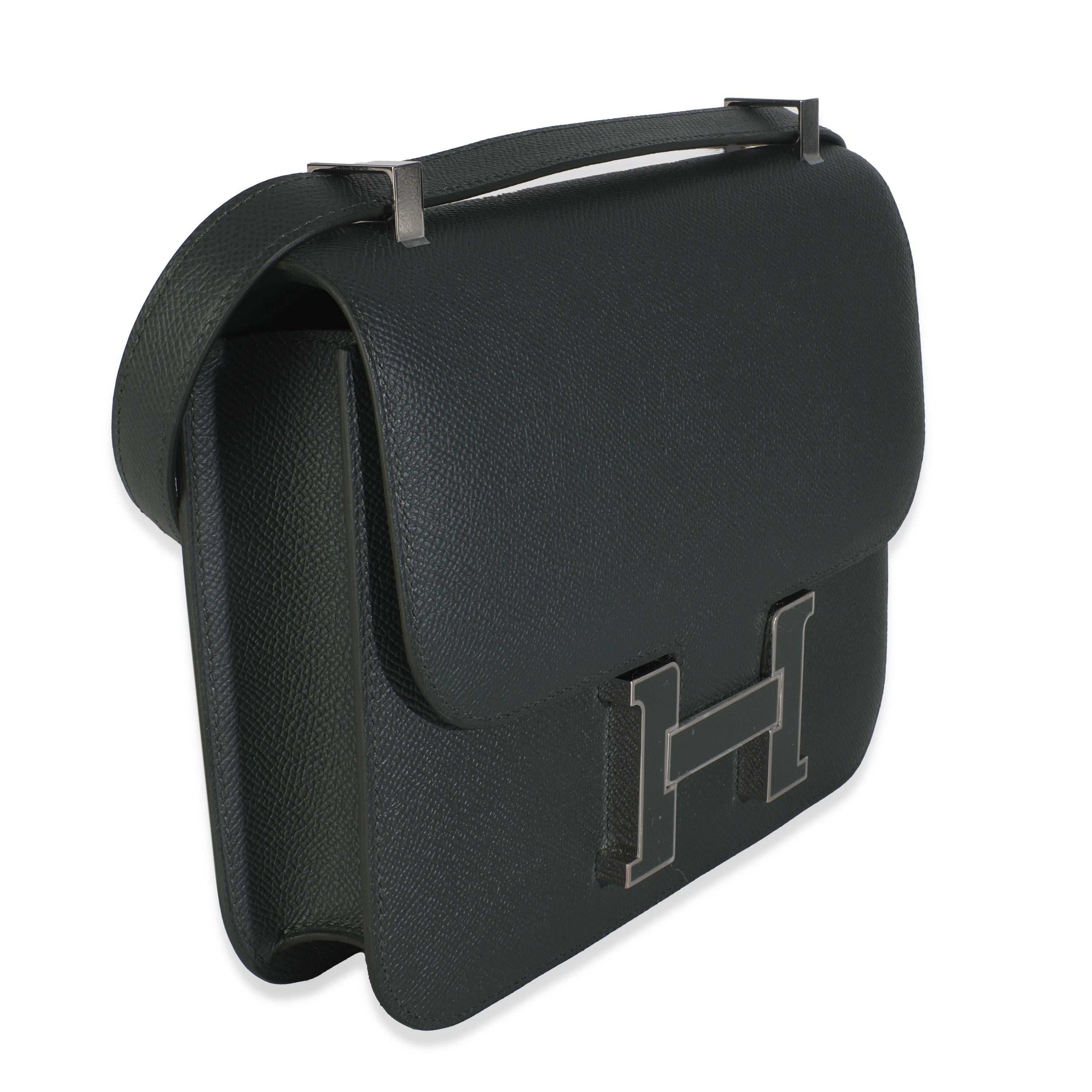 Donna Hermès Vert Mangrove Epsom Lacquer Constance 1-24 in vendita