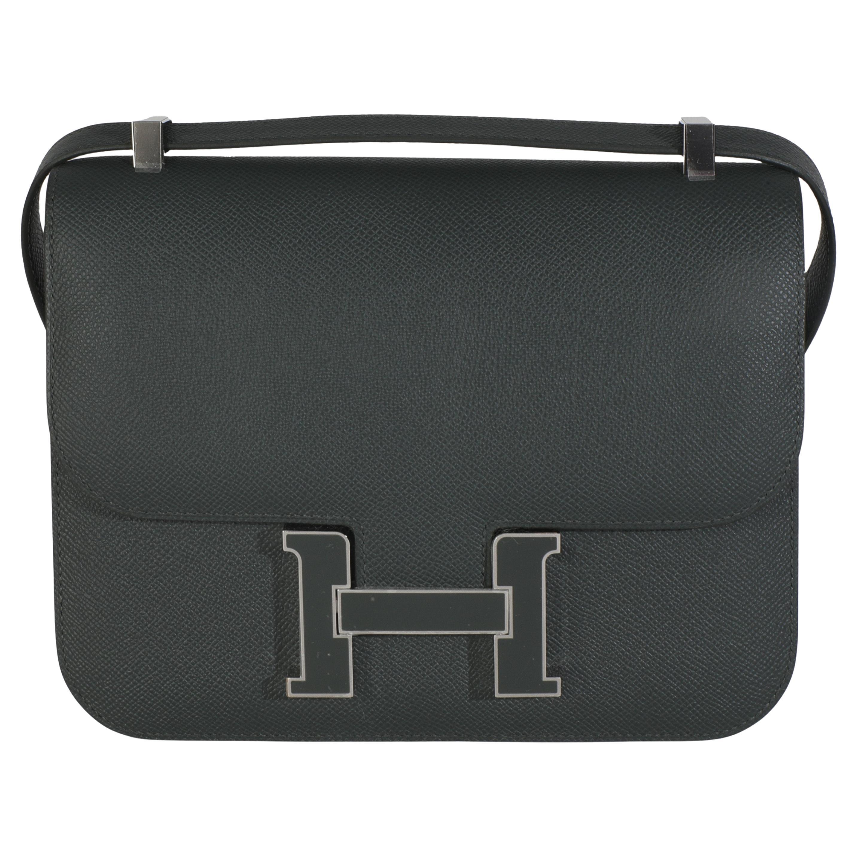 Hermès Vert Mangrove Epsom Lacquer Constance 1-24 in vendita
