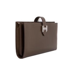 HERMES Vert Olive green Box leather BEARN Wallet