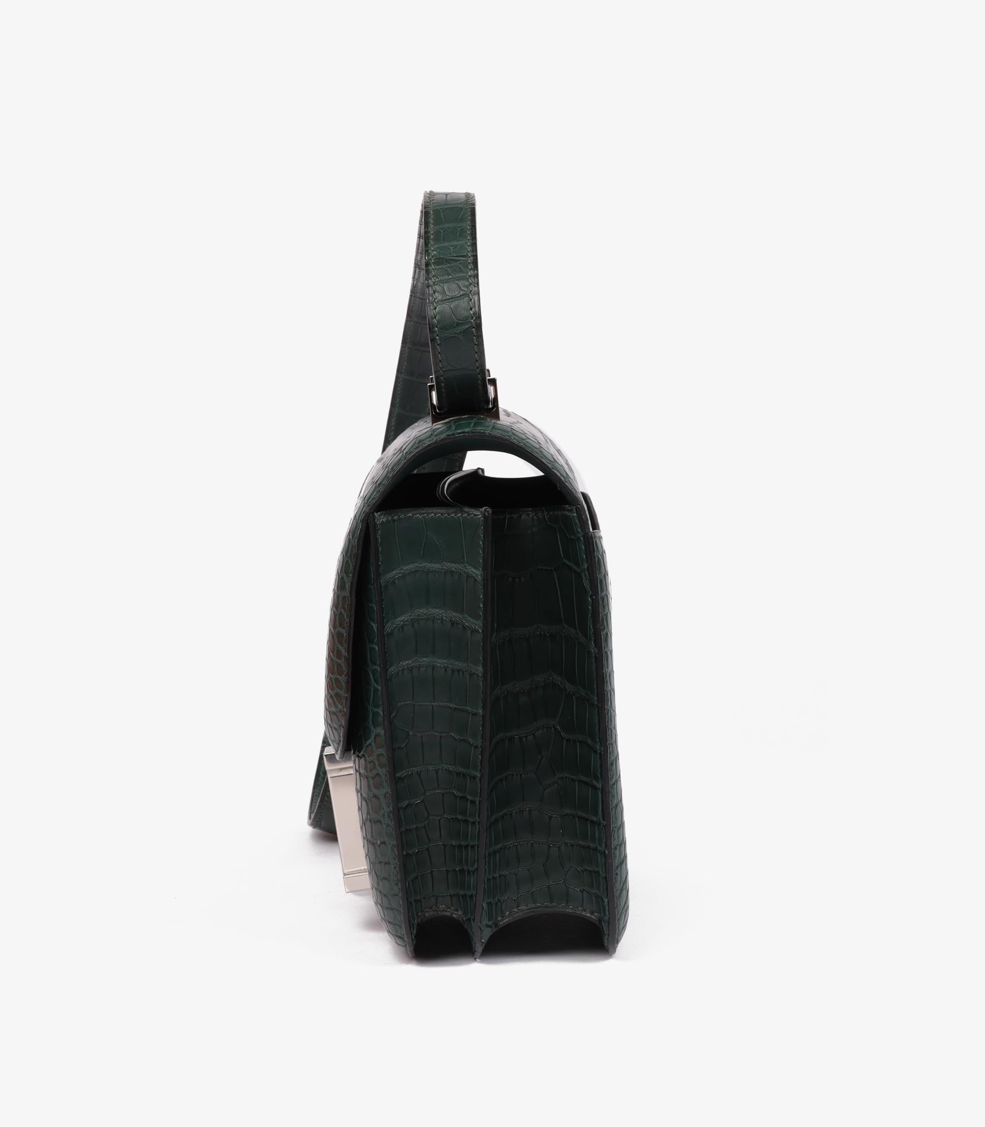 Women's or Men's Hermès Vert Titien Matte Alligator Leather Turquoise Marble Constance 24 For Sale