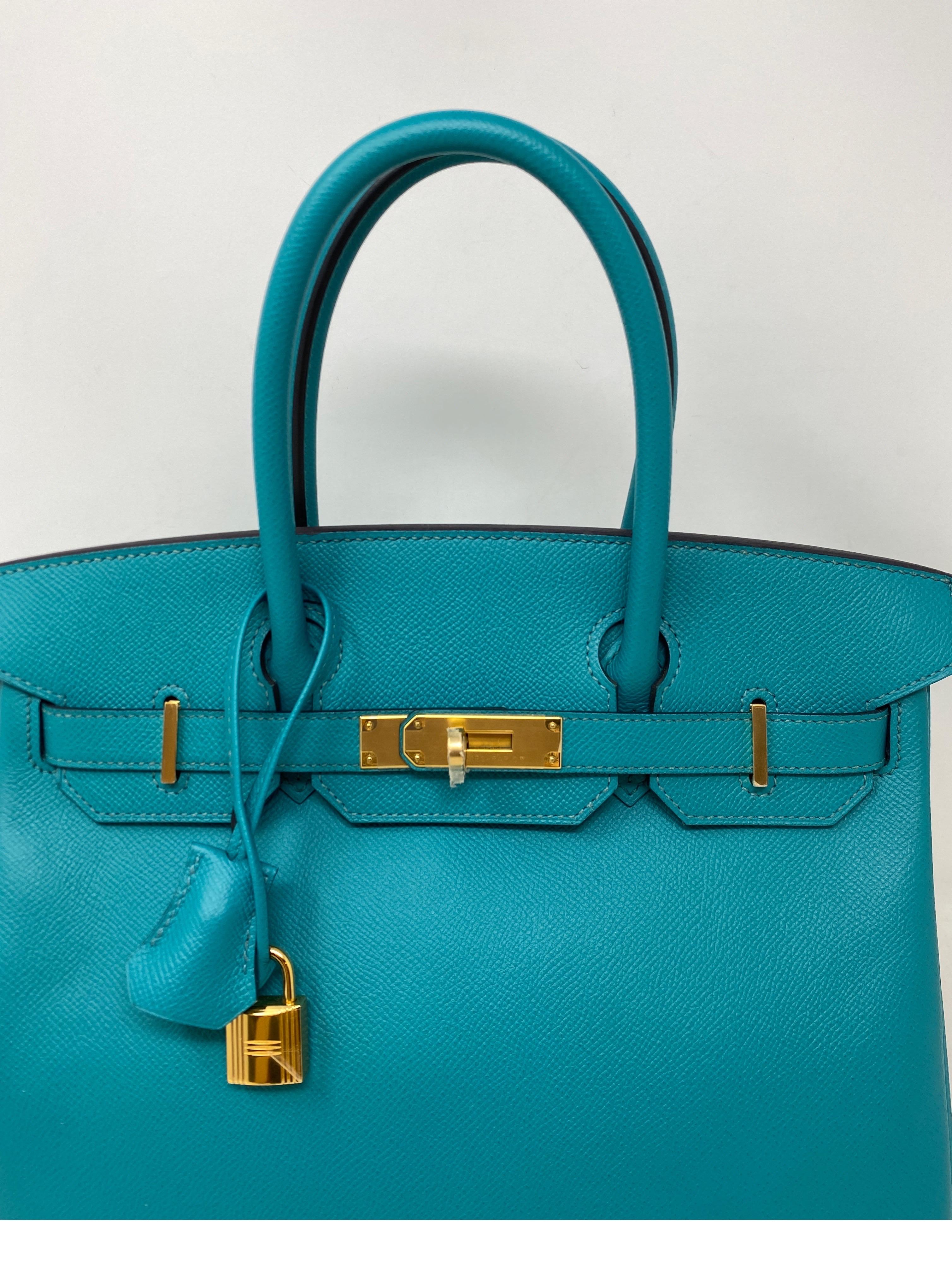Hermes Vert Veronese Birkin 30 Bag. Beautiful turqoise teal color. Rare color and size. Gold hardware. Excellent like new condition. Epsom leather. Won't last. Includes clochette, lock, keys, and dust bag. Guaranteed authentic. 