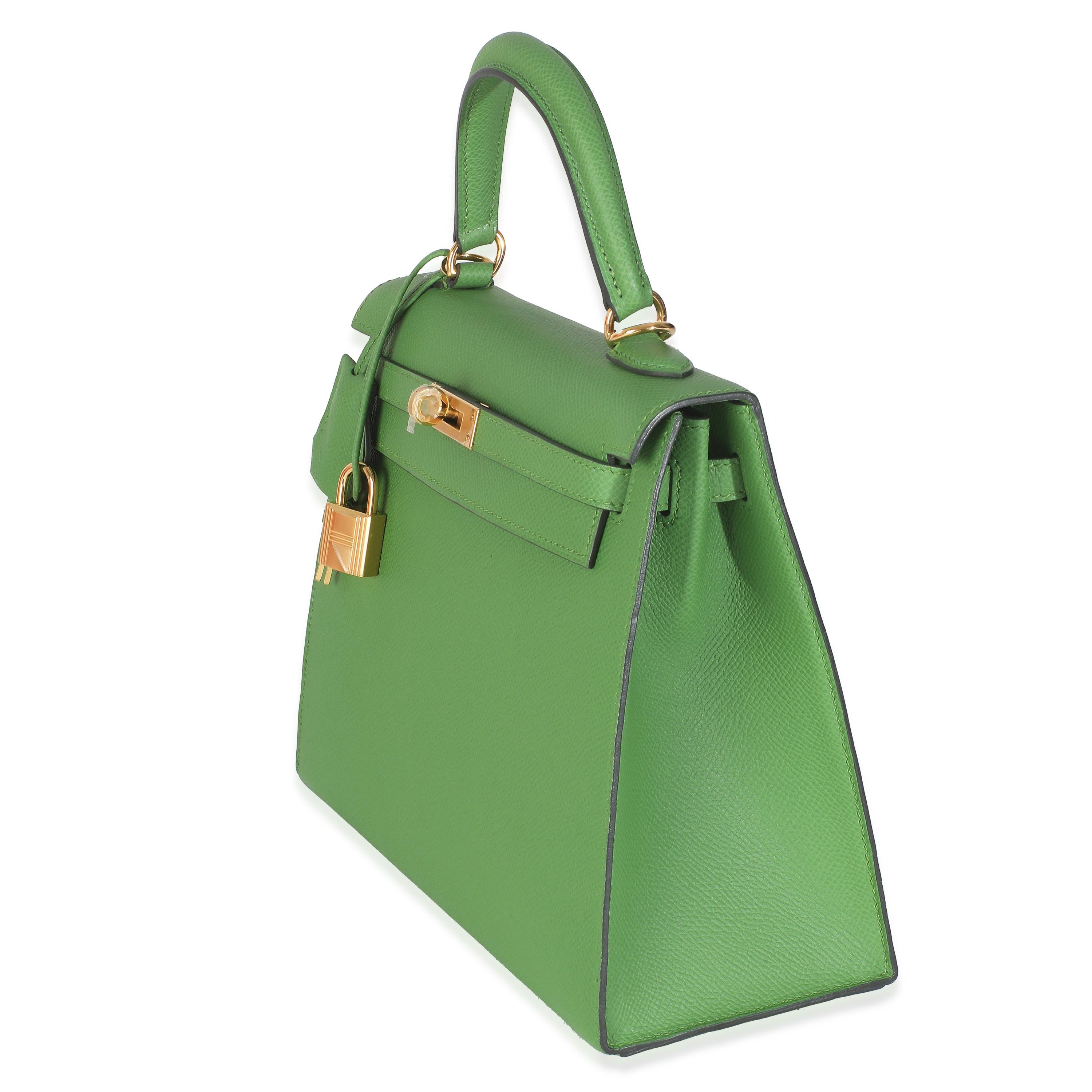 Listing Title: Hermès Vert Yucca Epsom Sellier Kelly 25 GHW
SKU: M146296
Condition: Pre-owned 
Condition Description: Officially renamed in 1977, the Kelly tote bag from Hermès was originally called the Sac à Dépêches (which translates as ‘the