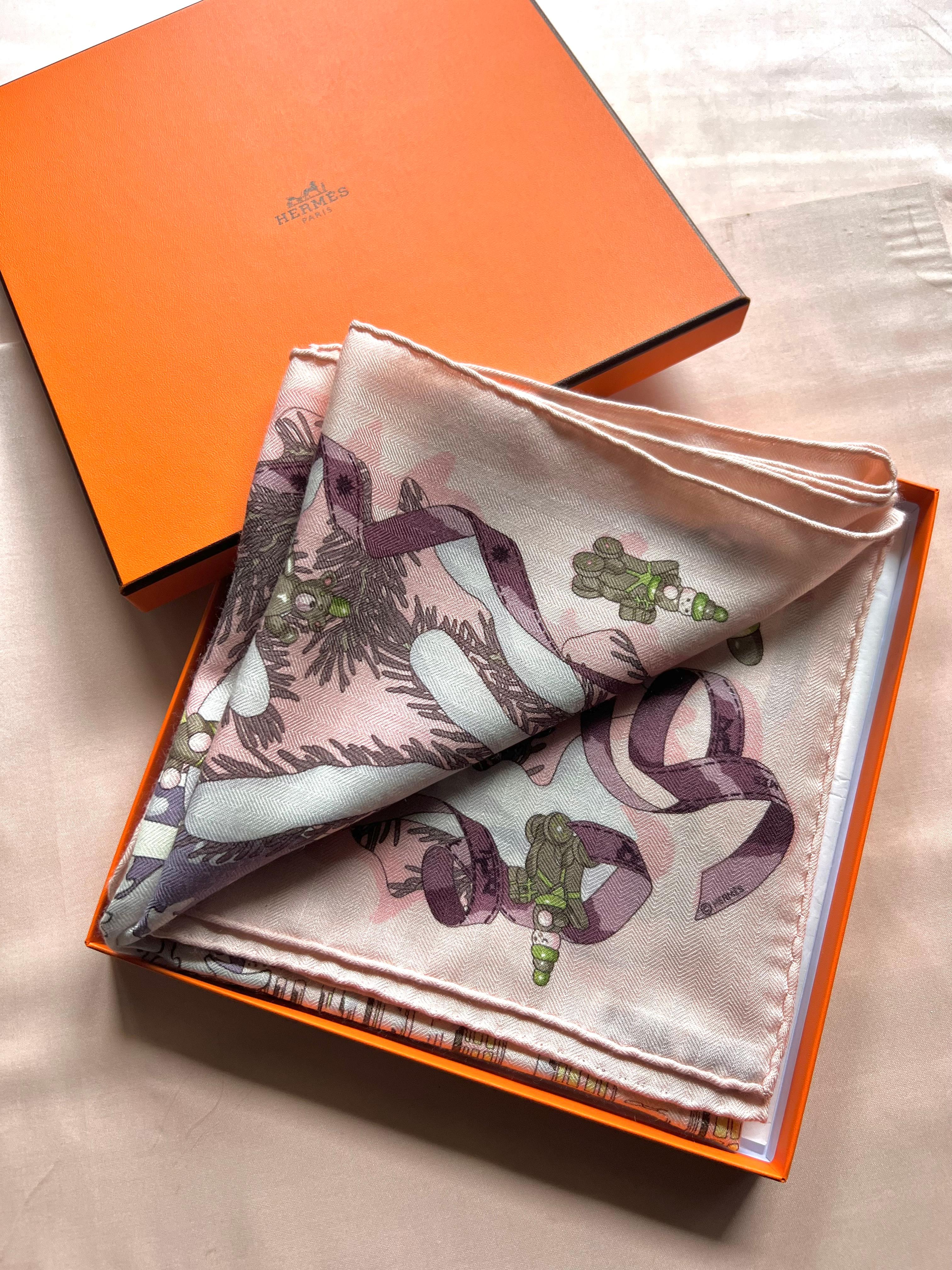 HERMÈS - Very rare 90x90 Cashmere Shawl 