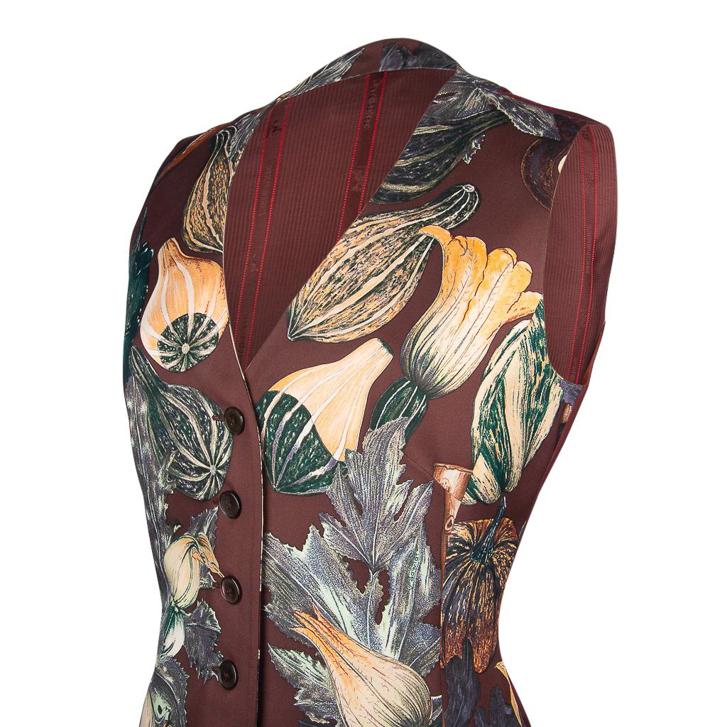 Women's Hermes Vest Citrouilles Et Coloquintes Silk Print Vintage 40 / 6 For Sale
