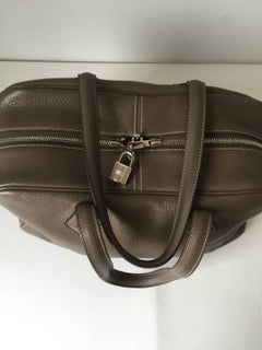 Hermes Victoria II 35 Fourre-Tout Bag