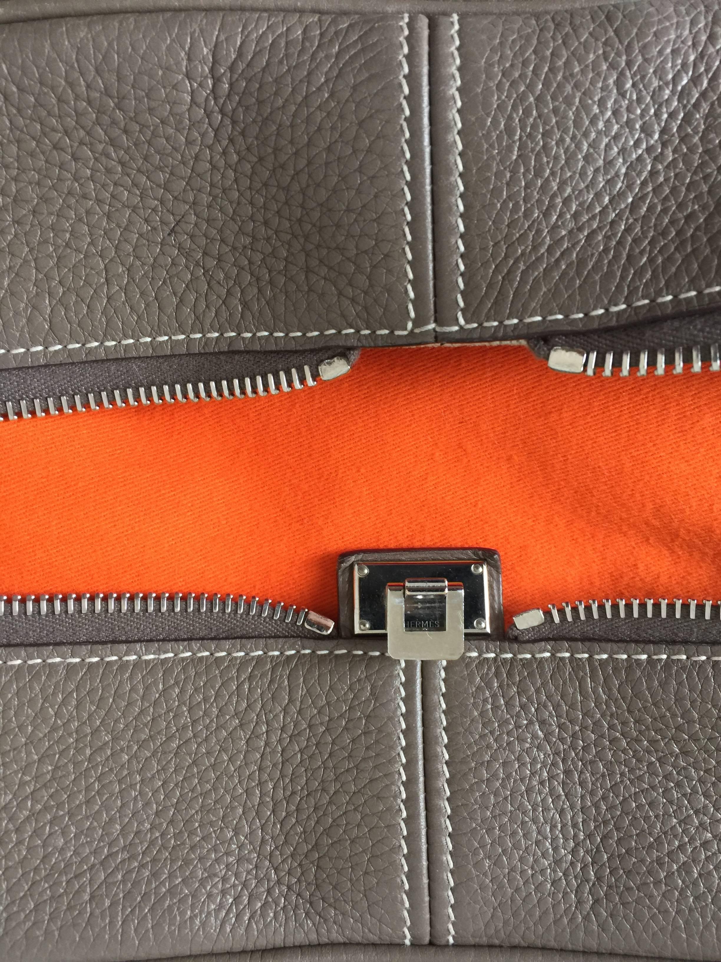 Hermes Victoria II 35 Fourre-Tout Bag In Good Condition In Port Hope, ON