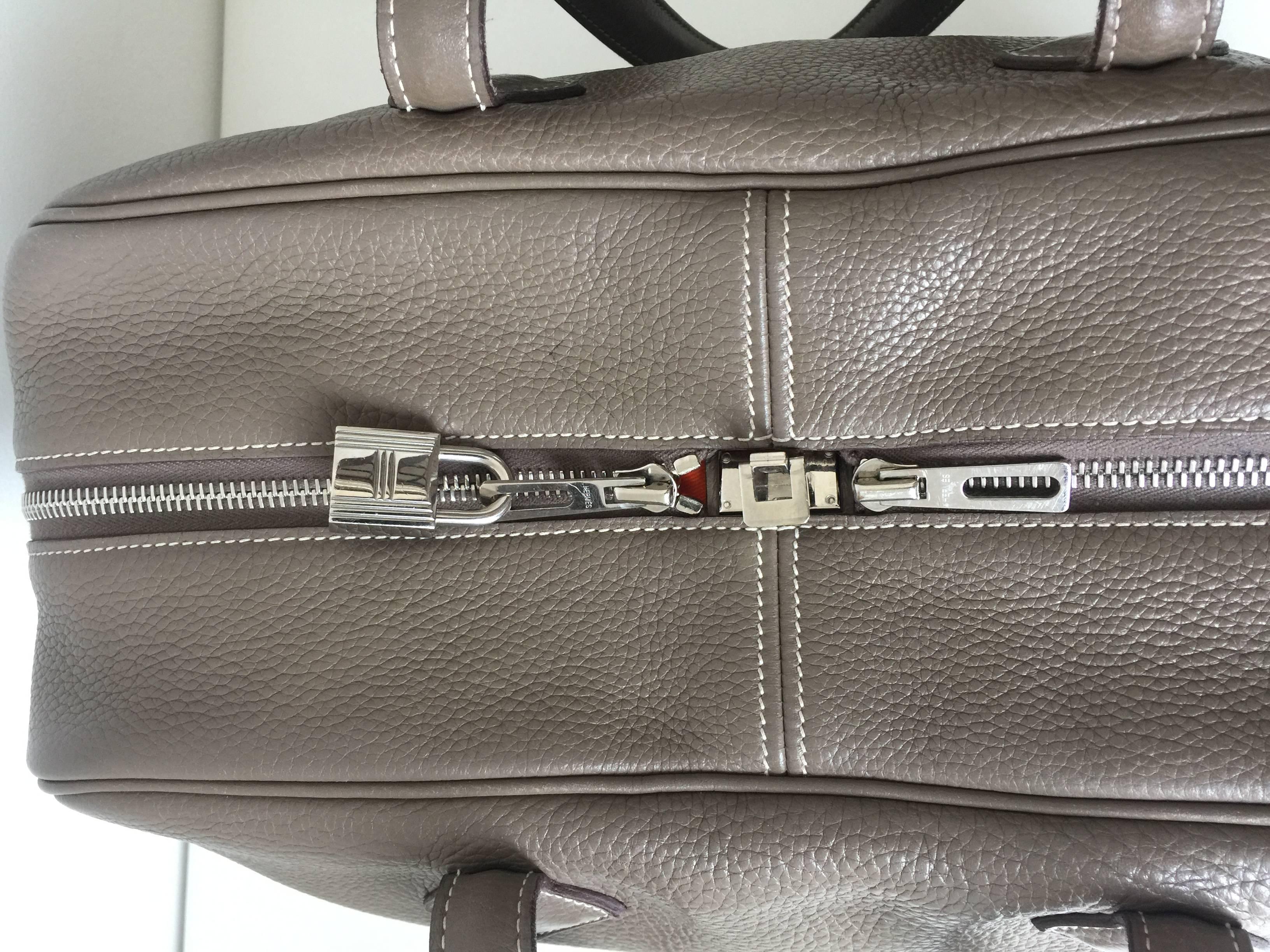 Women's Hermes Victoria II 35 Fourre-Tout Bag