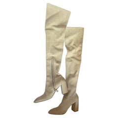 Hermes Vika craie suede boots