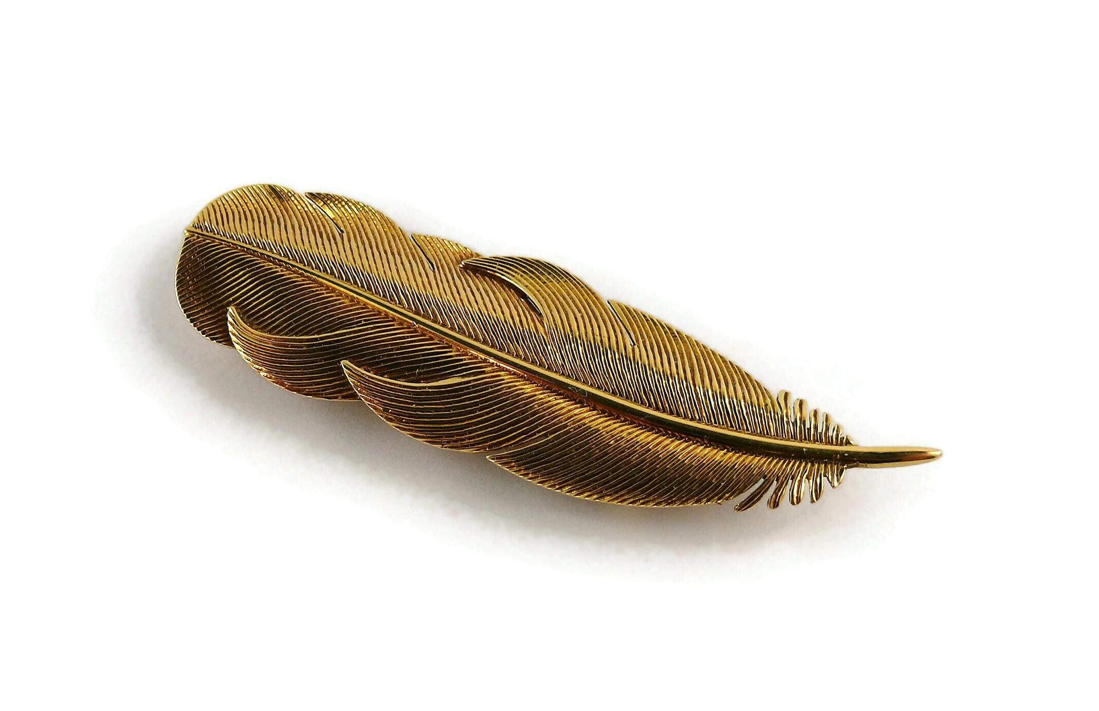 Hermes Vintage 18 Karat Gold Feather Brooch 1