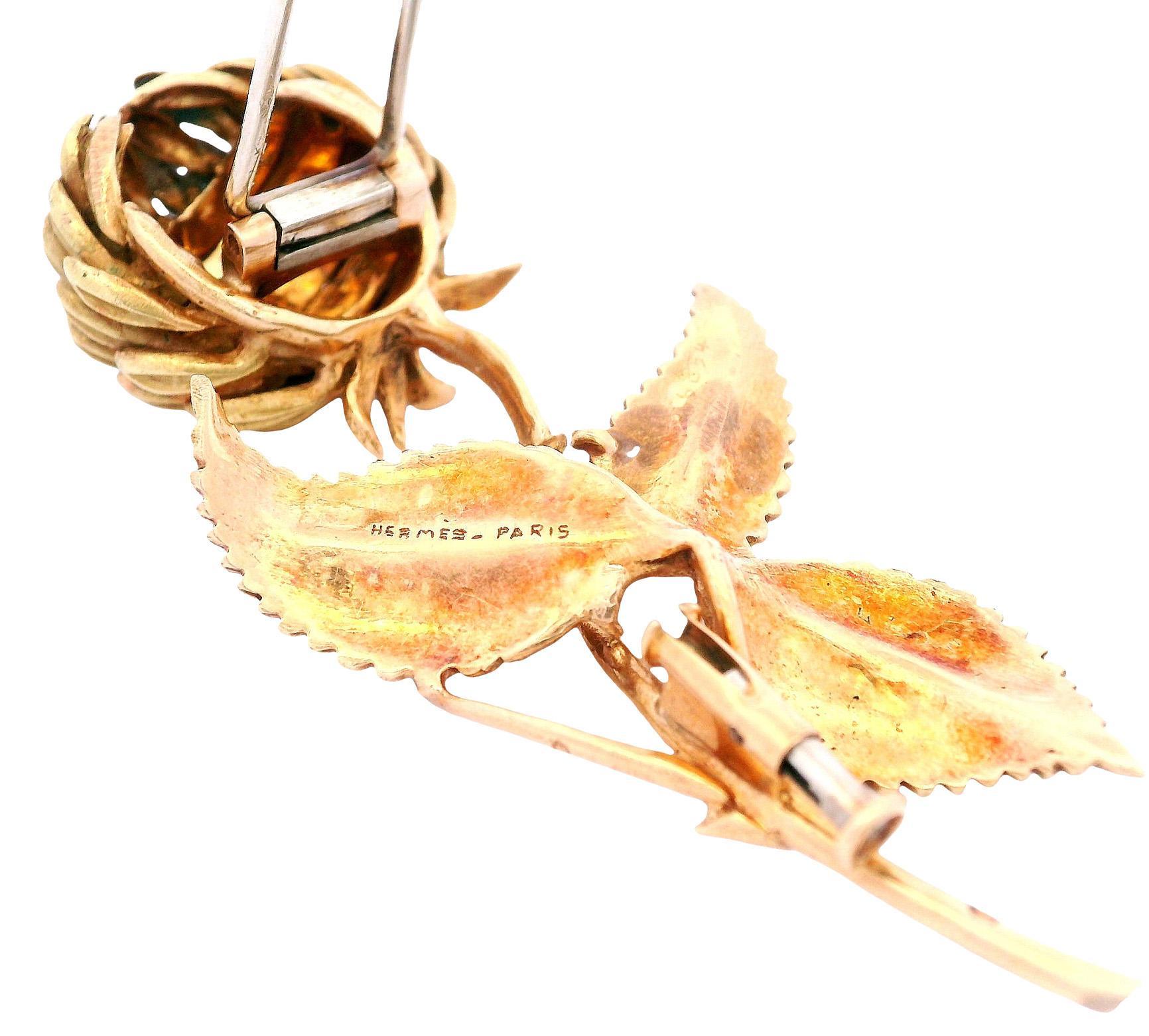 HERMES Vintage 18kt yellow Gold Flower Brooch with serial numbers en vente 1