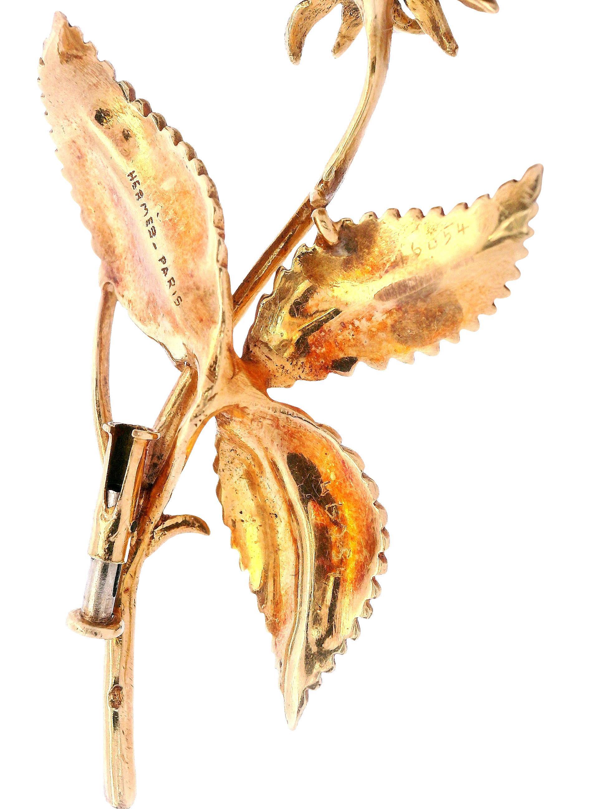 HERMES Vintage 18kt yellow Gold Flower Brooch with serial numbers en vente 5