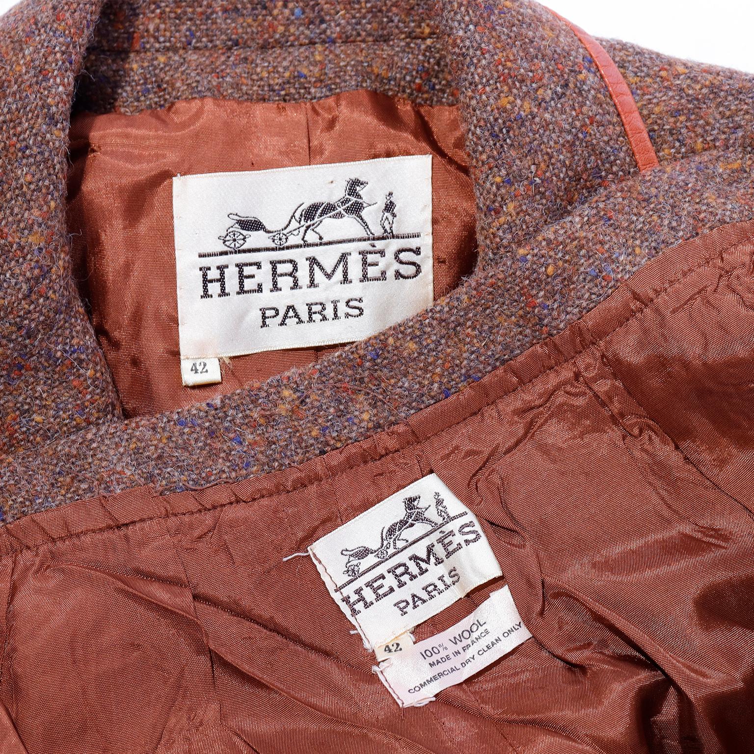 Hermes Vintage 1970s 2pc Jacket & Skirt Suit in Brown Tweed With Leather Trim en vente 7