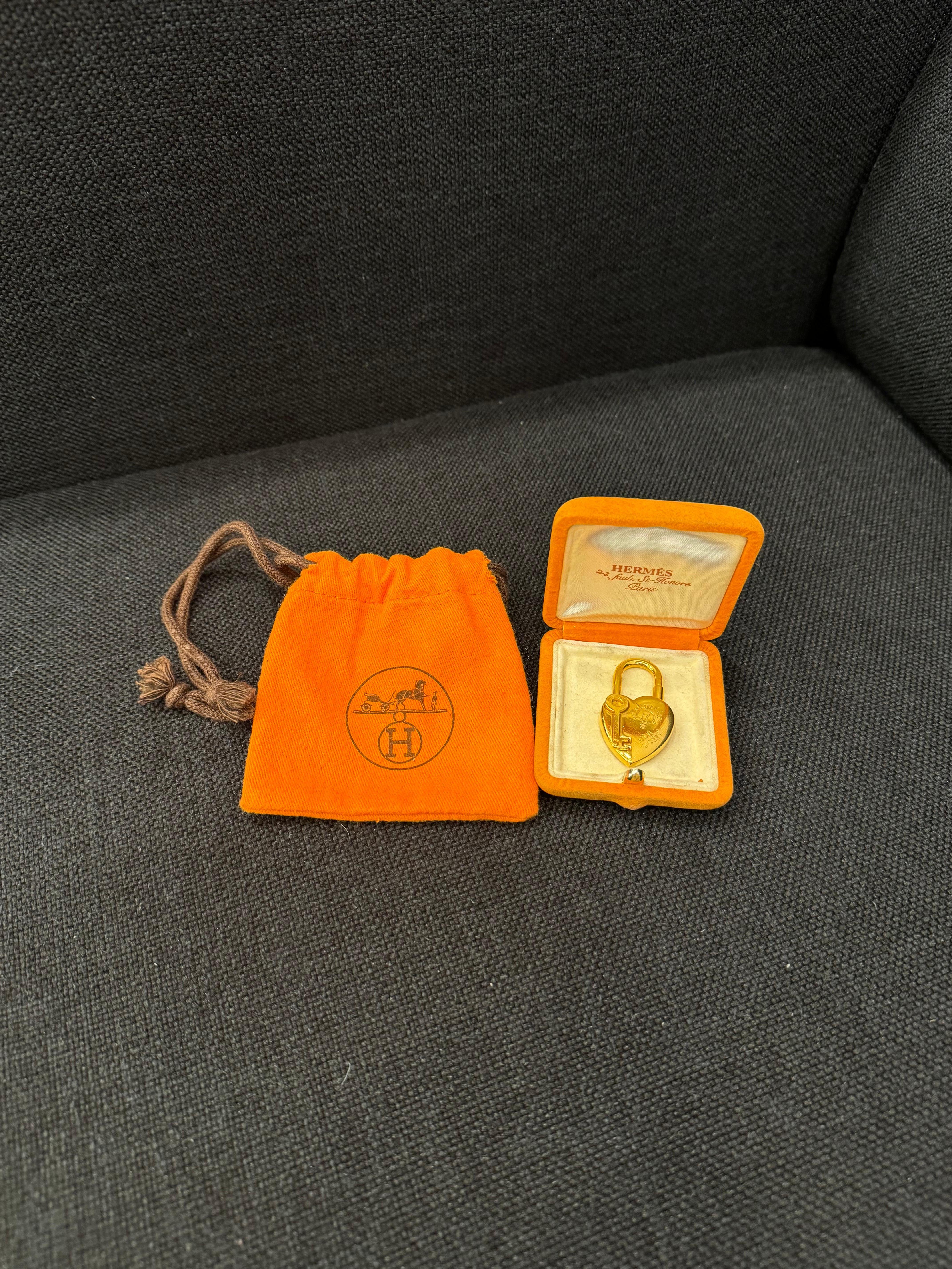 hermes cadena charm