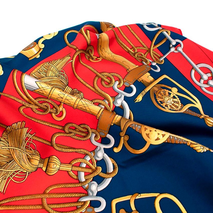 Women's Hermes Vintage 90cm Cliquetis Red Blue & Gold Silk Twill Scarf For Sale
