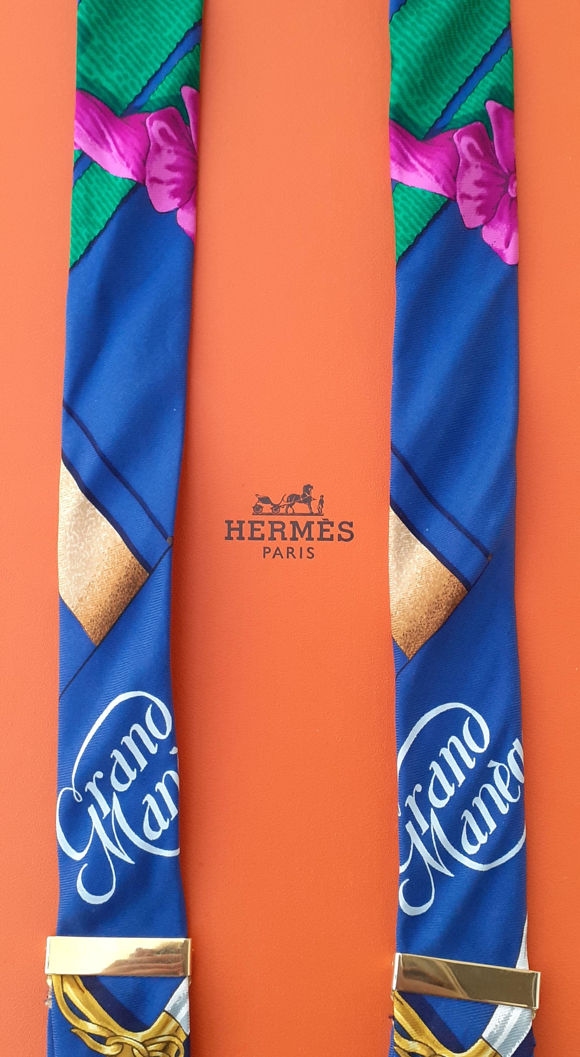 Hermès Vintage Verstellbare Hosenträger Grand Manège Druck in Seide und Leder Selten im Angebot 1